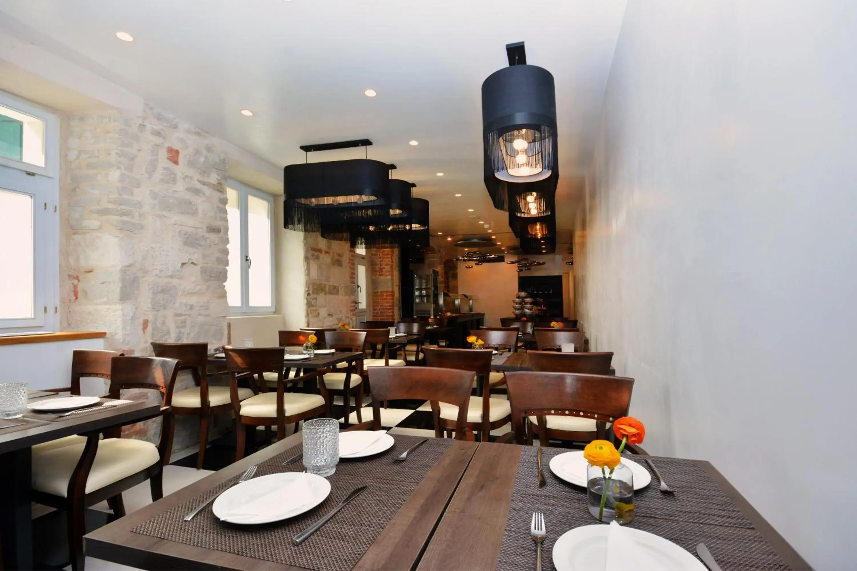 Restaurant/places to eat in Jupiter Heritage Hotel Restaurant/places to eat in Jupiter Heritage Hotel