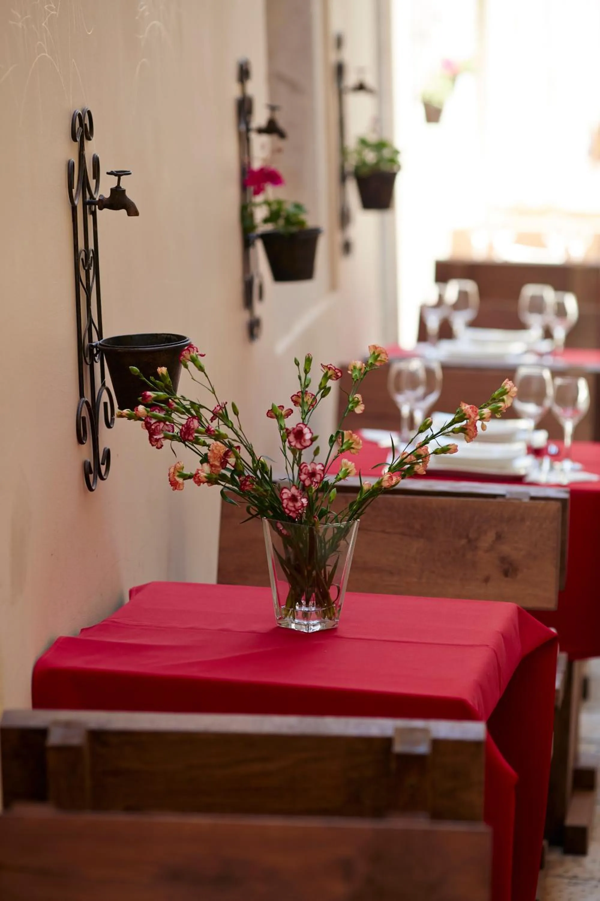 Restaurant/places to eat in Jupiter Heritage Hotel