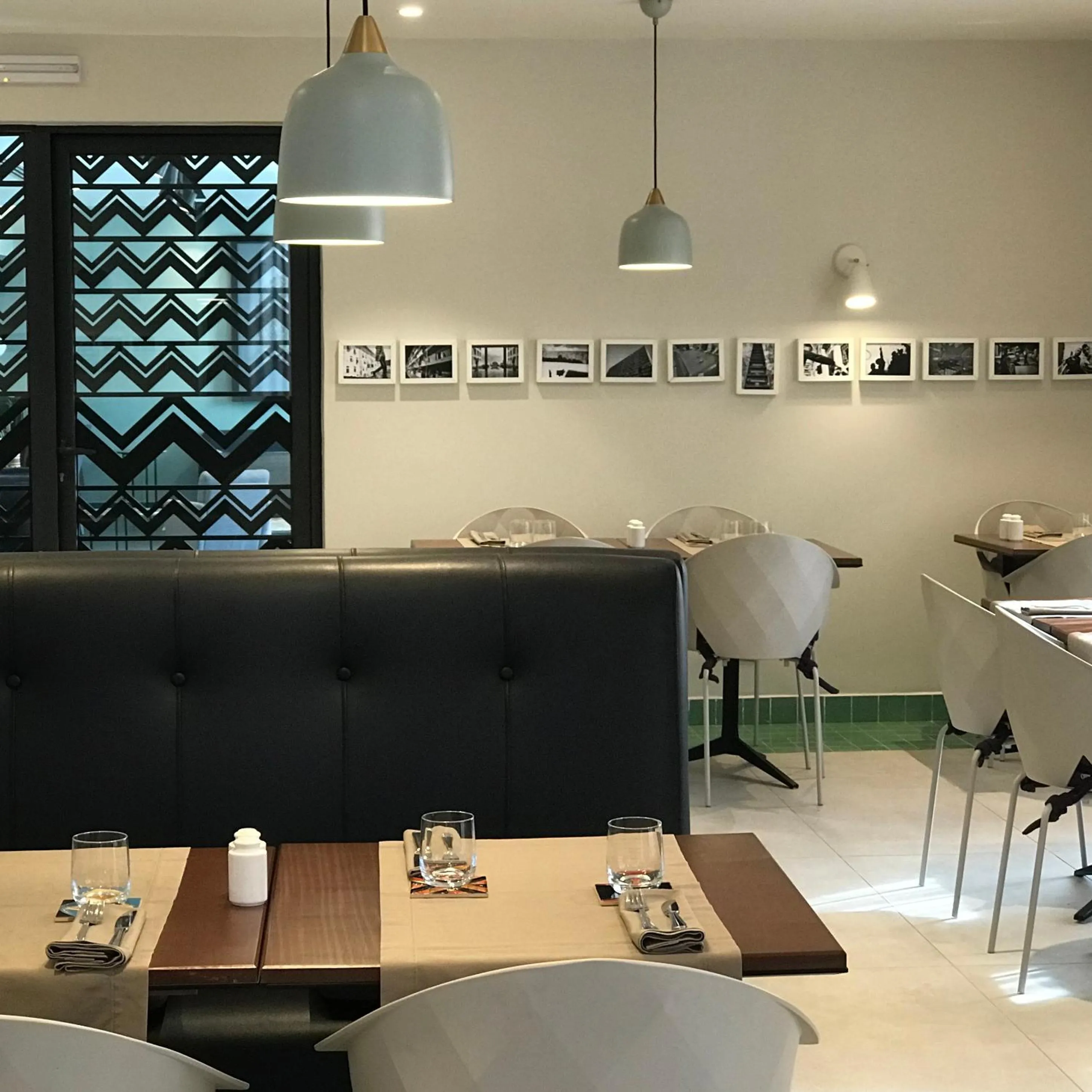 Meeting/conference room in M Suite Hotel