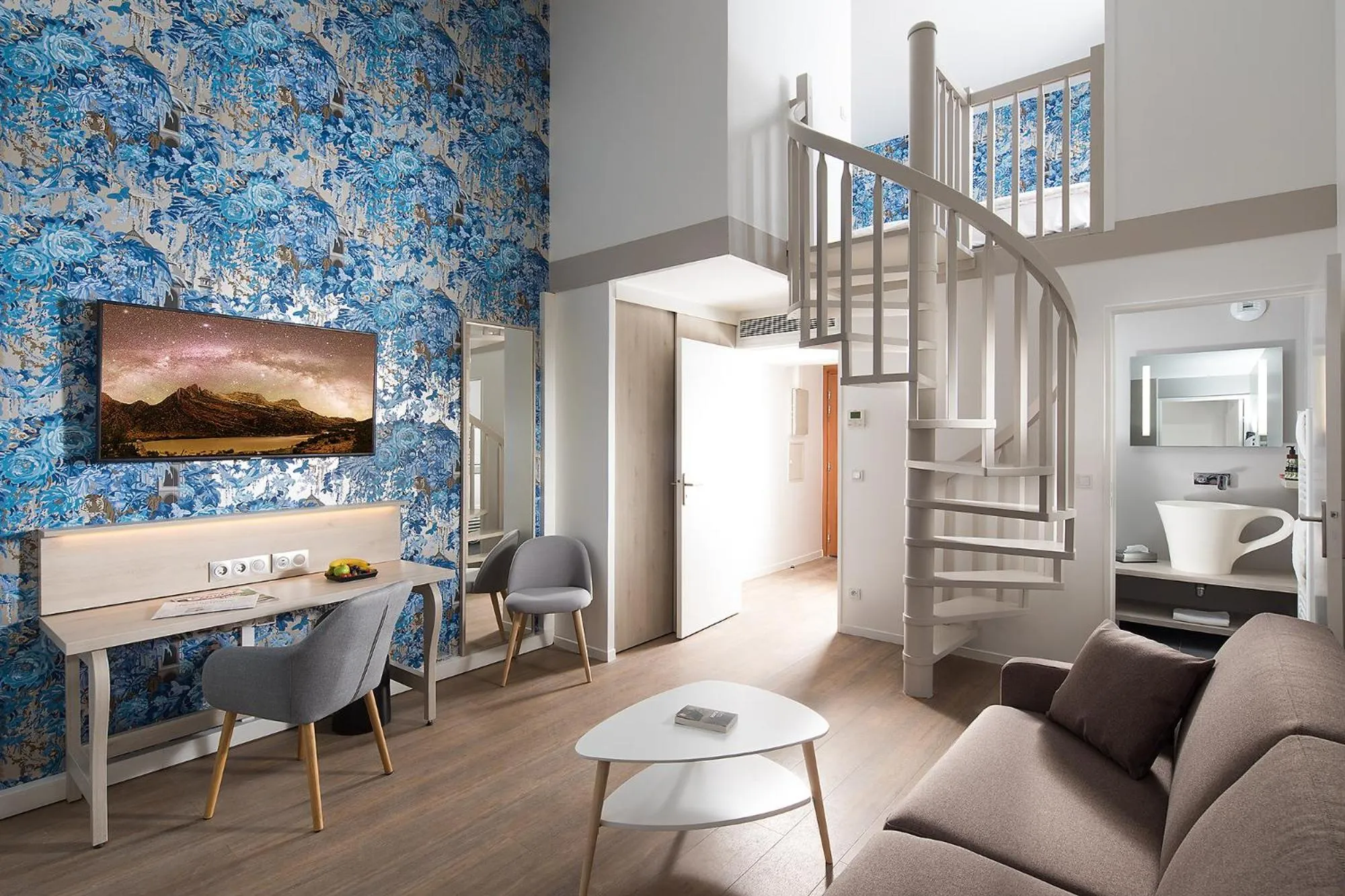 TV and multimedia in The Residence Hotel Geneva Airport - M3 Ferney