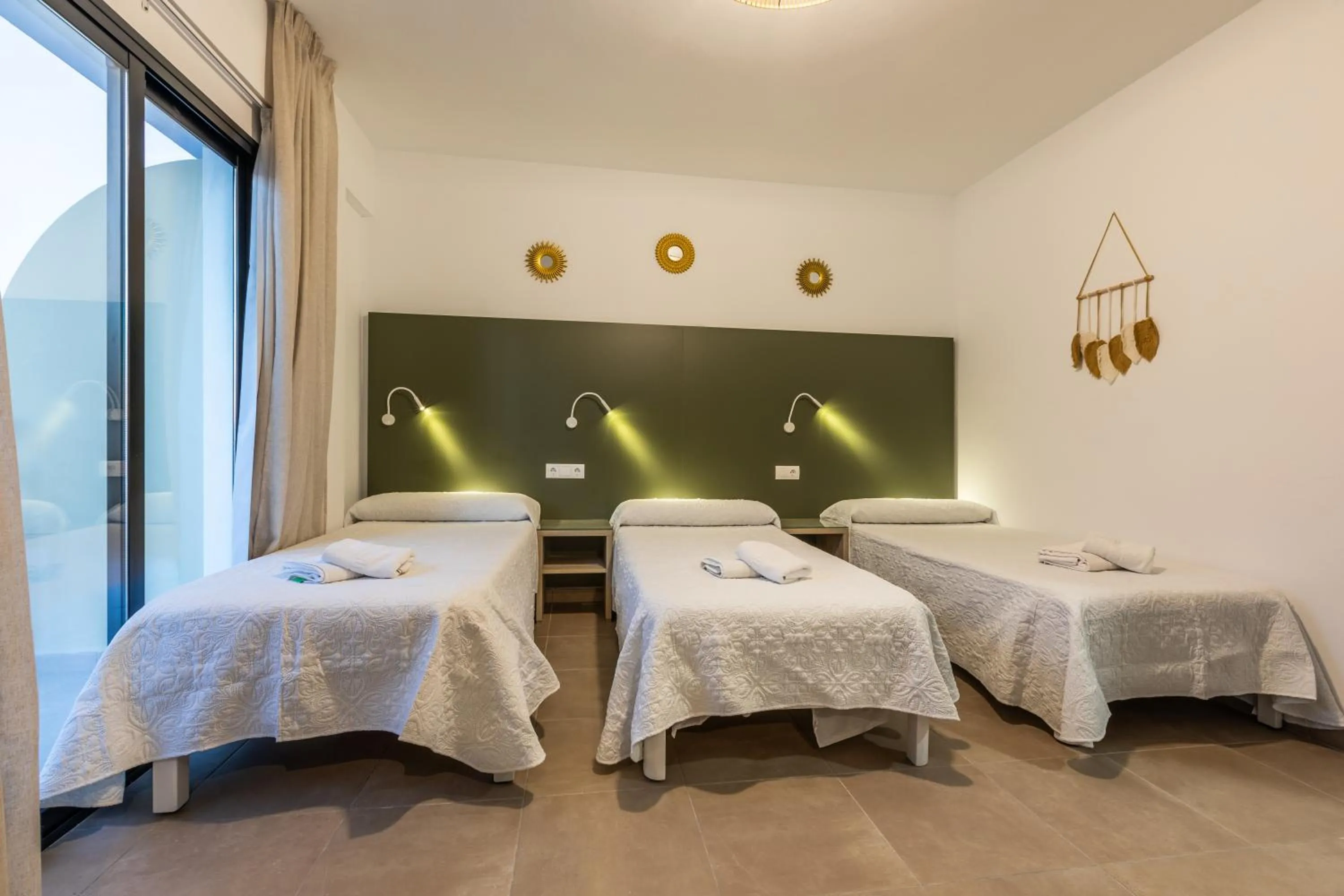 Bed in Hostal Alicante