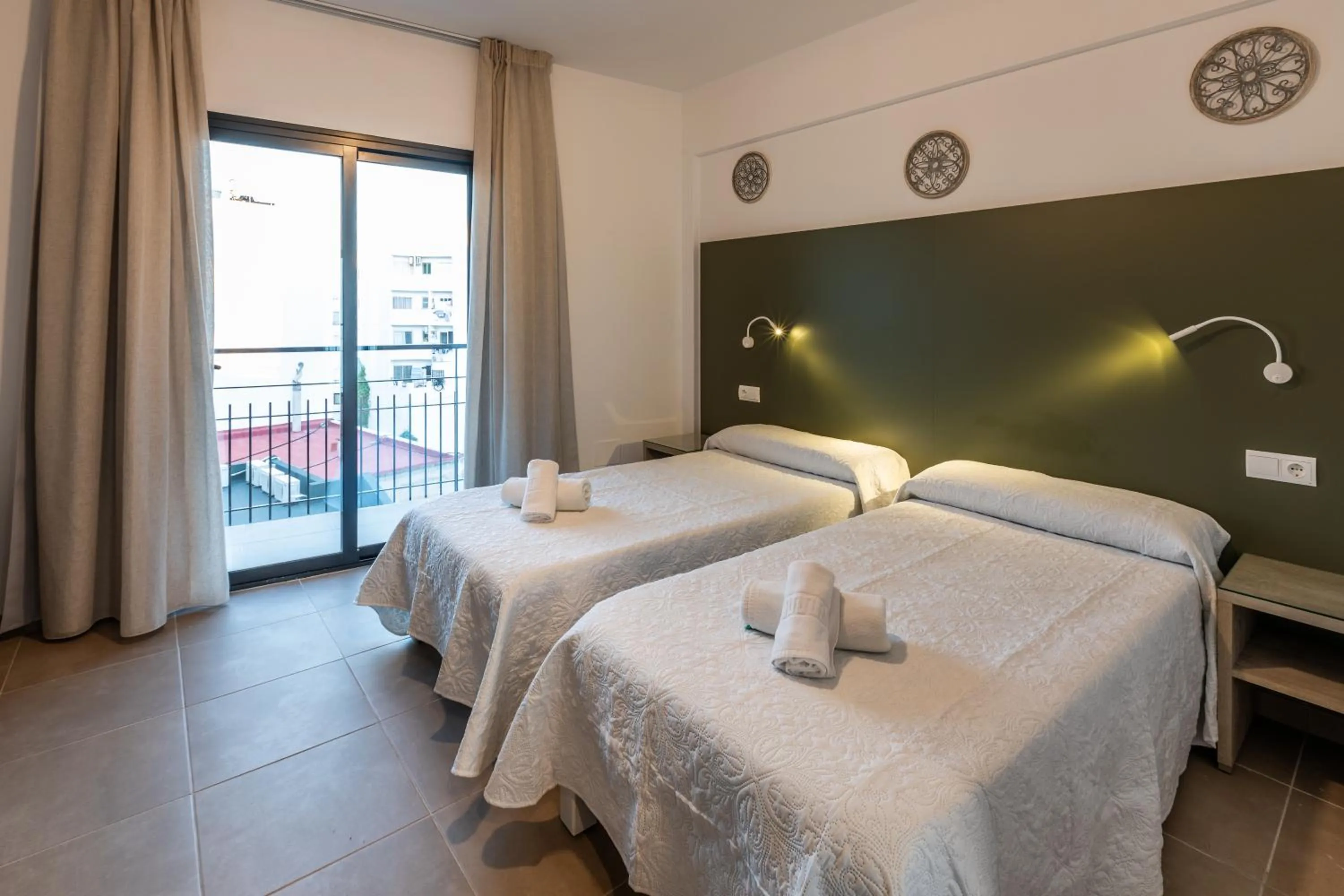 Bed in Hostal Alicante