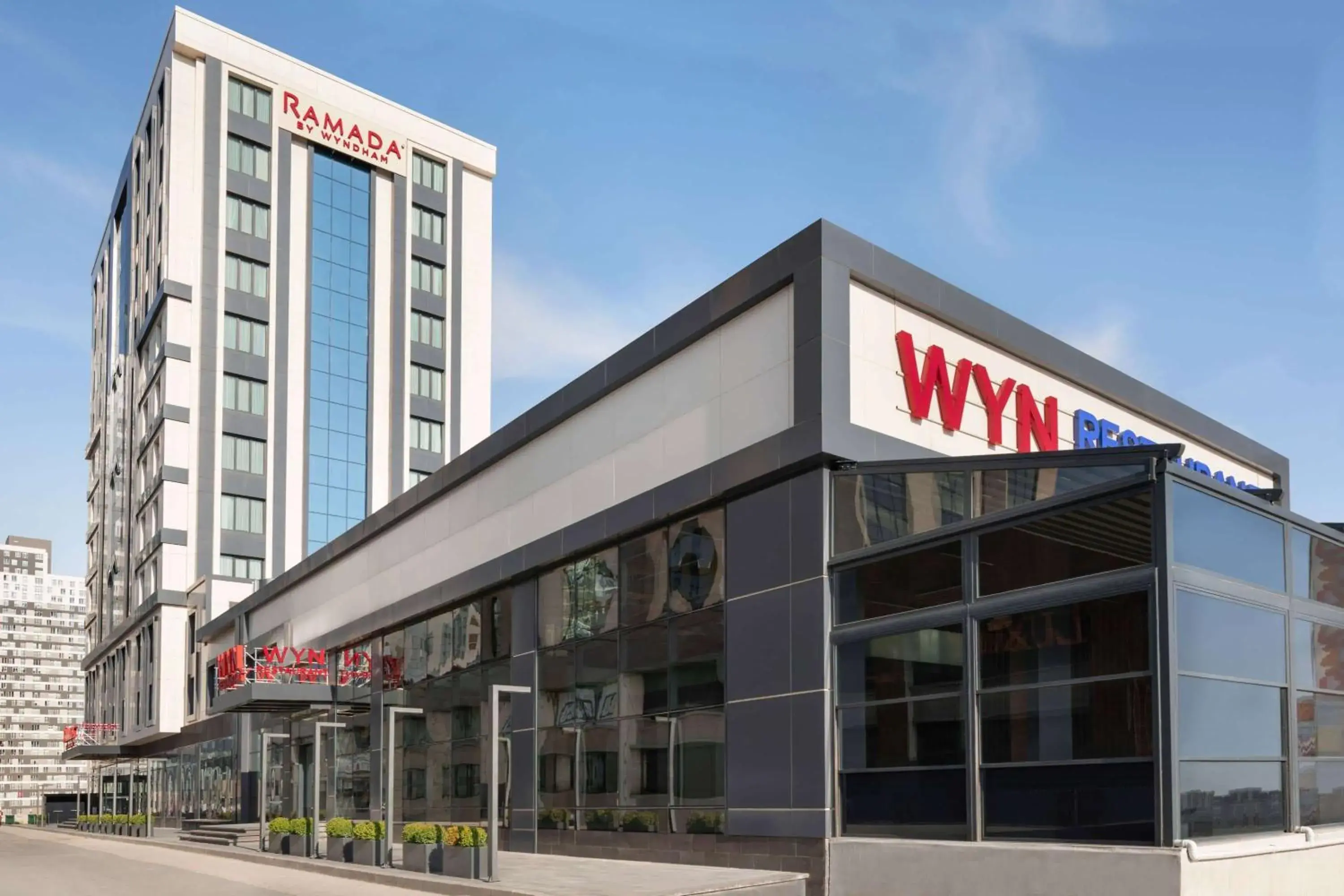 Property building in Ramada by Wyndham Beylikduzu Property building in Ramada by Wyndham Beylikduzu