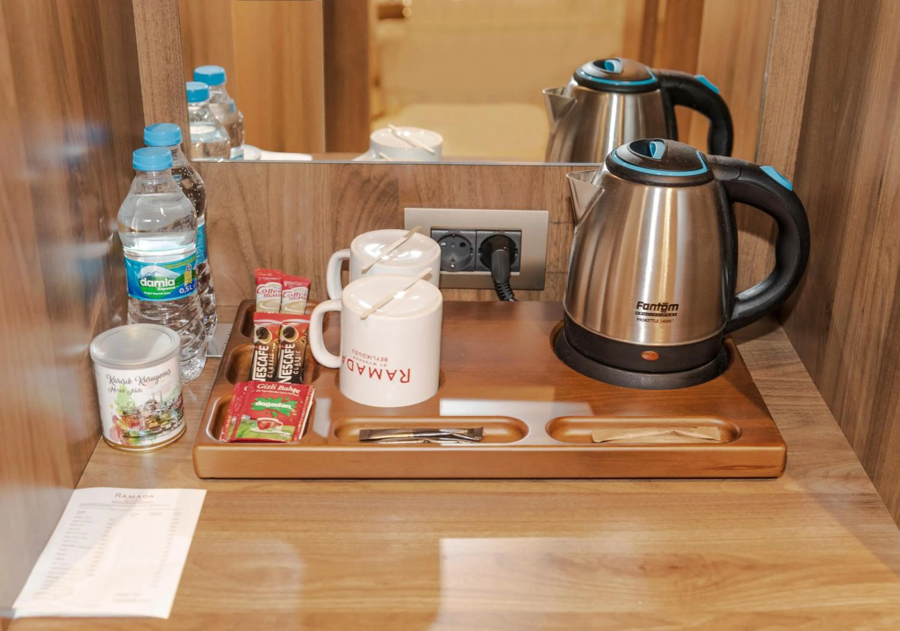 Coffee/tea facilities in Ramada by Wyndham Beylikduzu