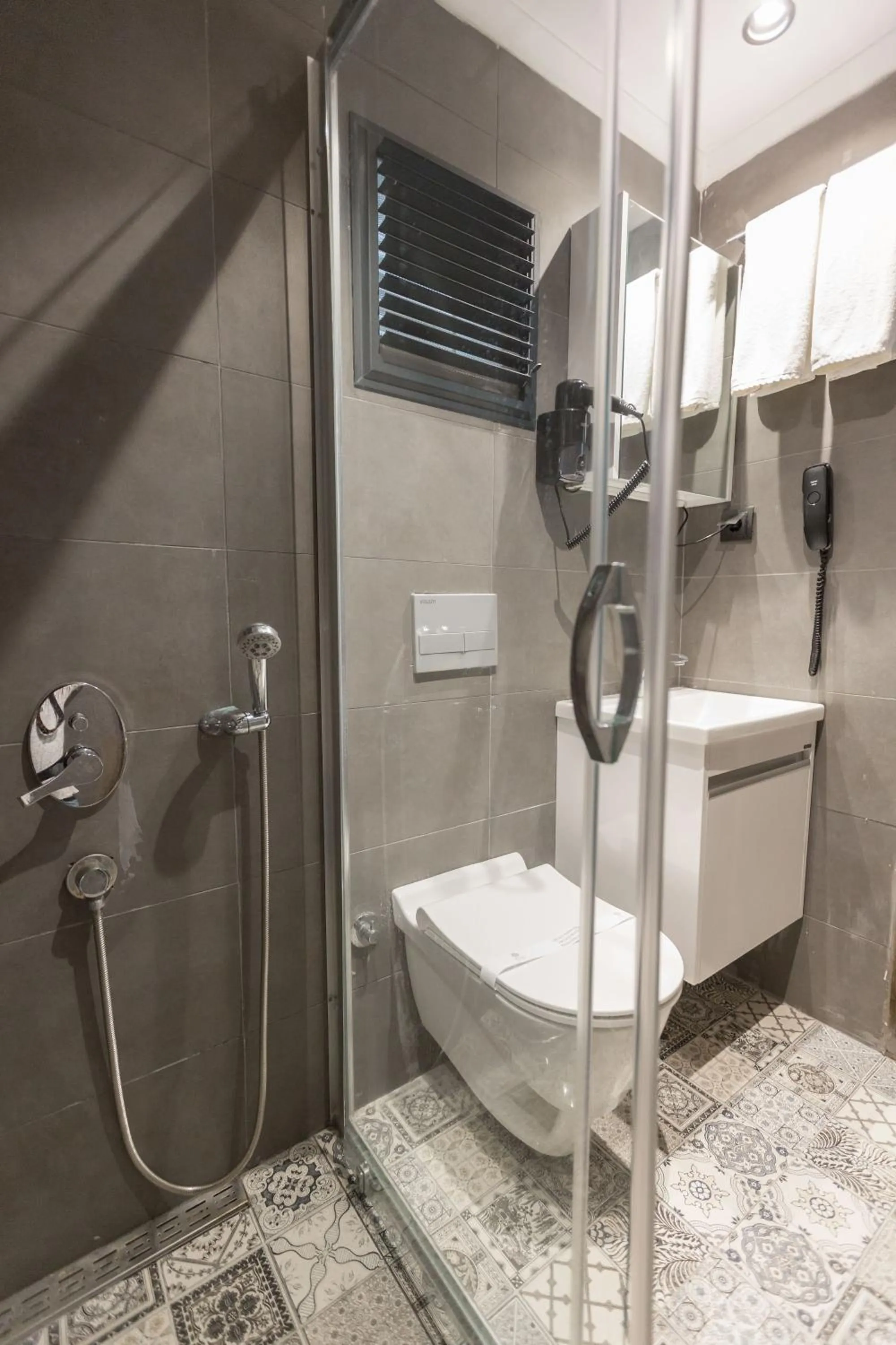 Decorative detail in Risus Garden Marina Hotel