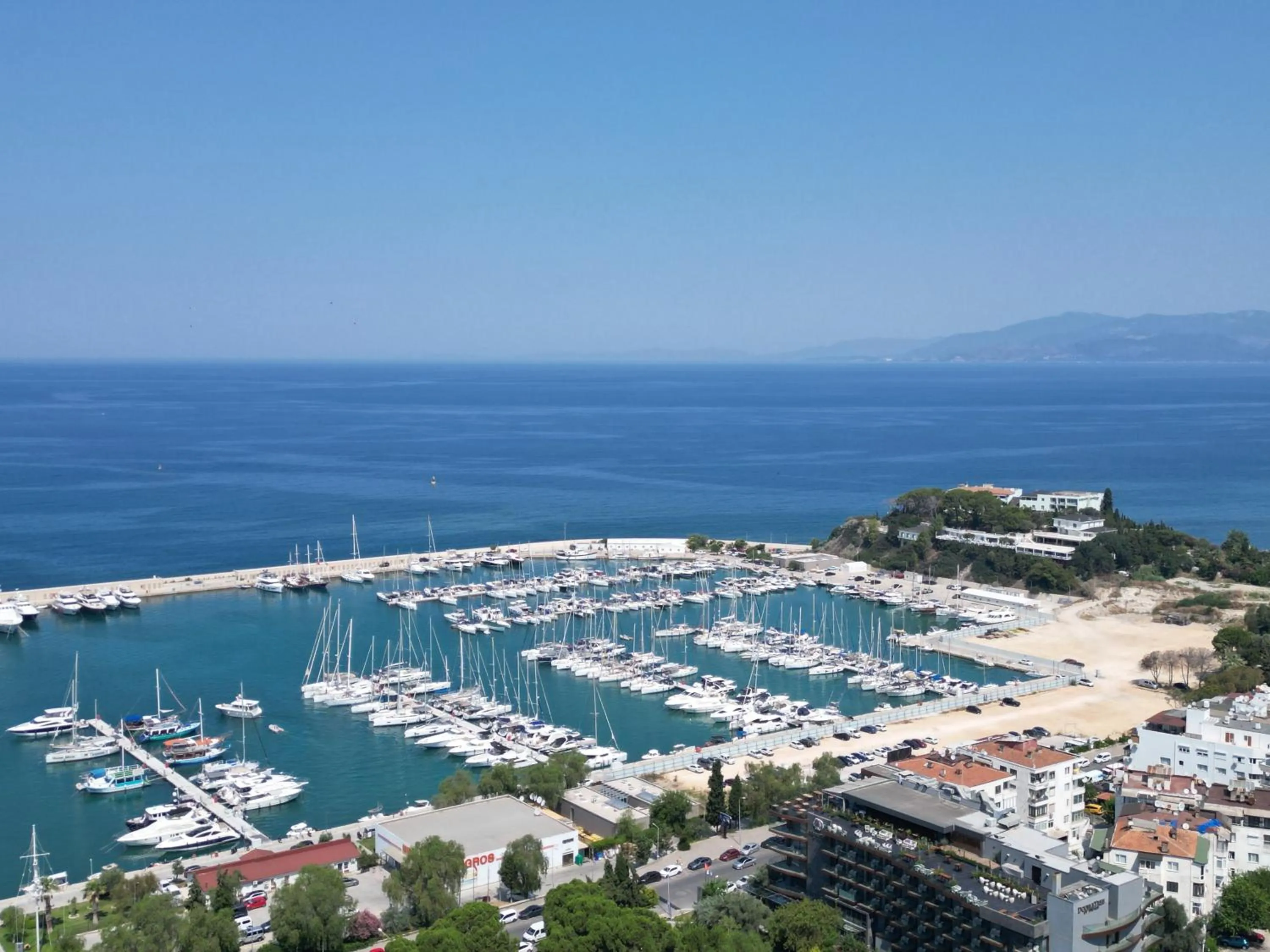 Bird's eye view in Risus Garden Marina Hotel