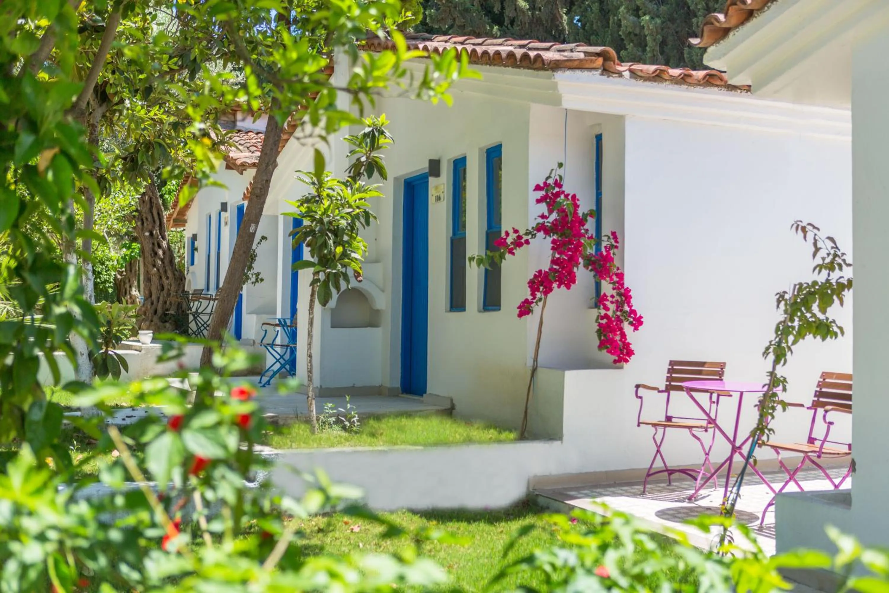 Decorative detail in Risus Garden Marina Hotel