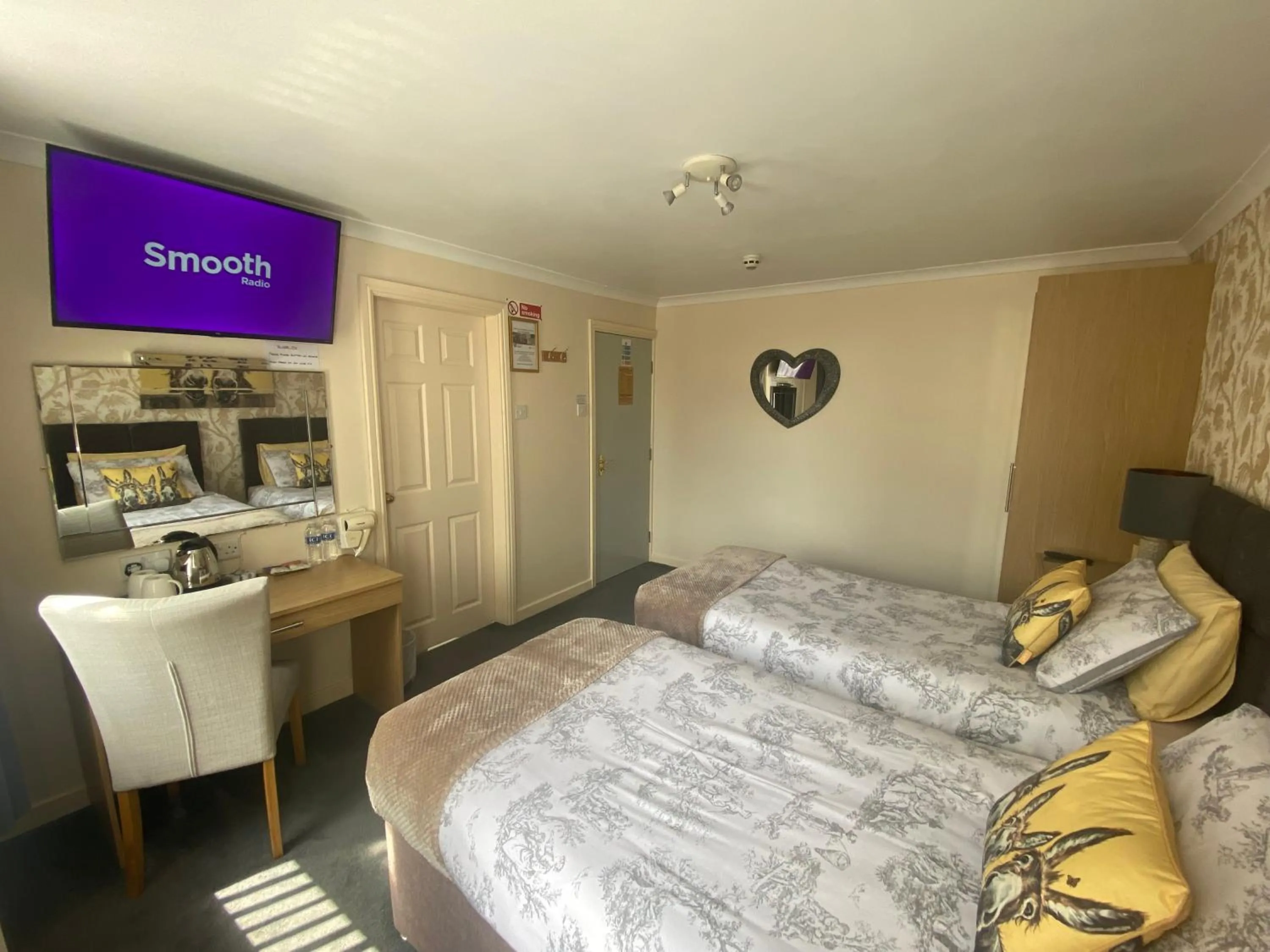 Bedroom, Bed in The Libra - Adults Only B&B with guaranteed carpark