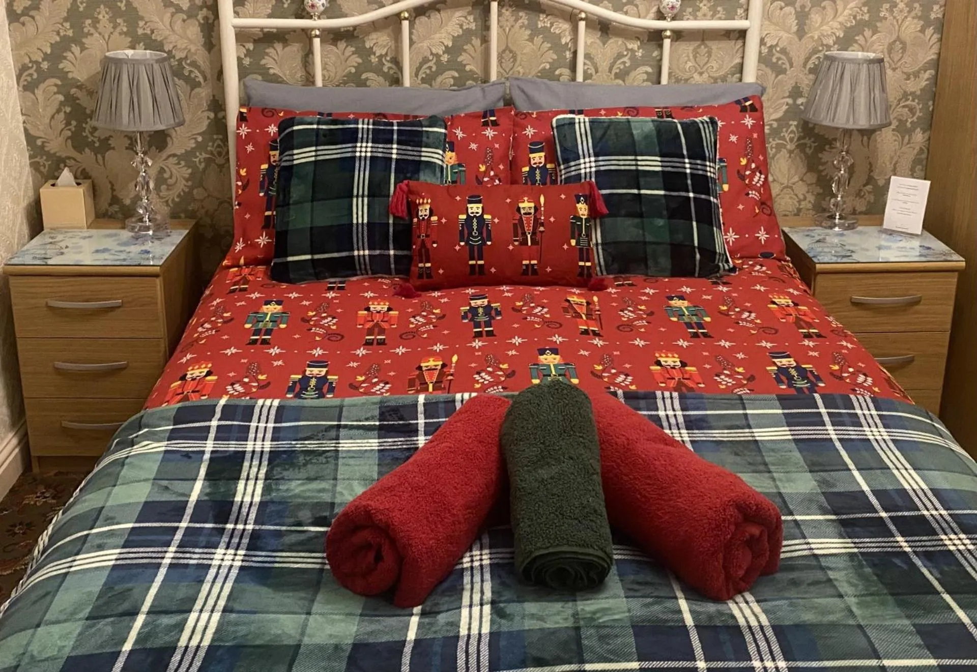 Bed in The Libra - Adults Only B&B with guaranteed carpark