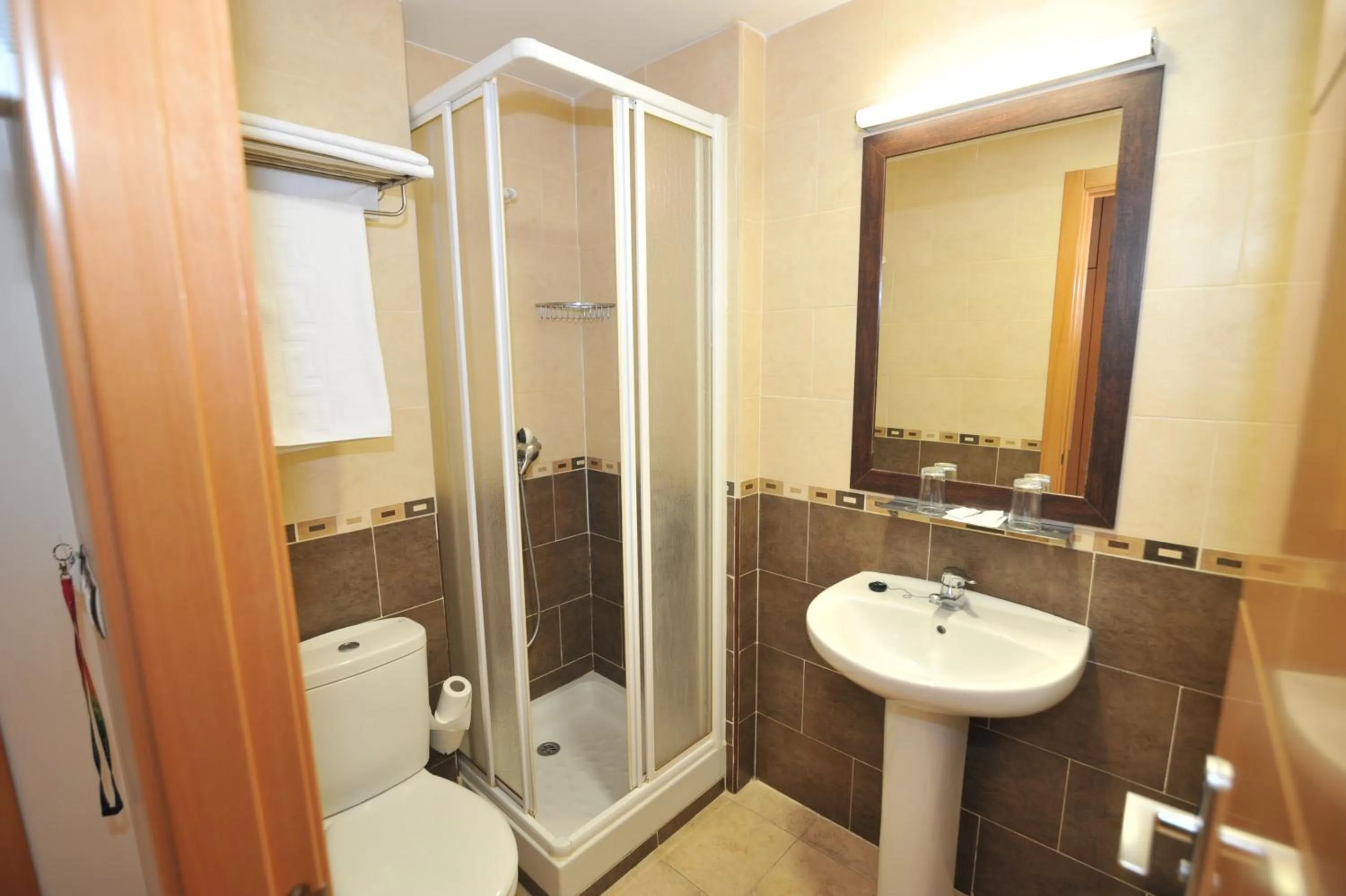 Bathroom in Hostal Goyma III