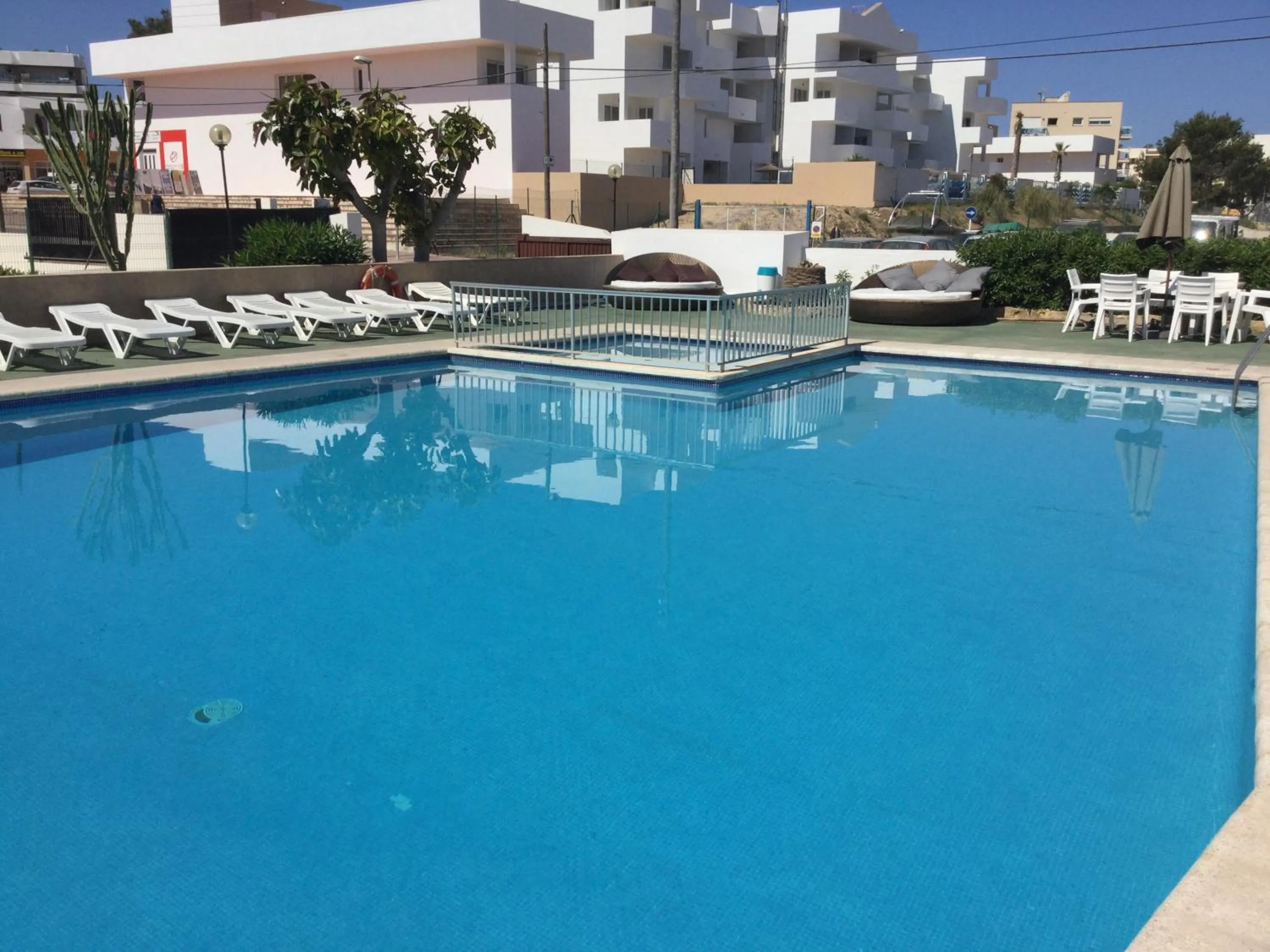 Pool view in Apartamentos Alba