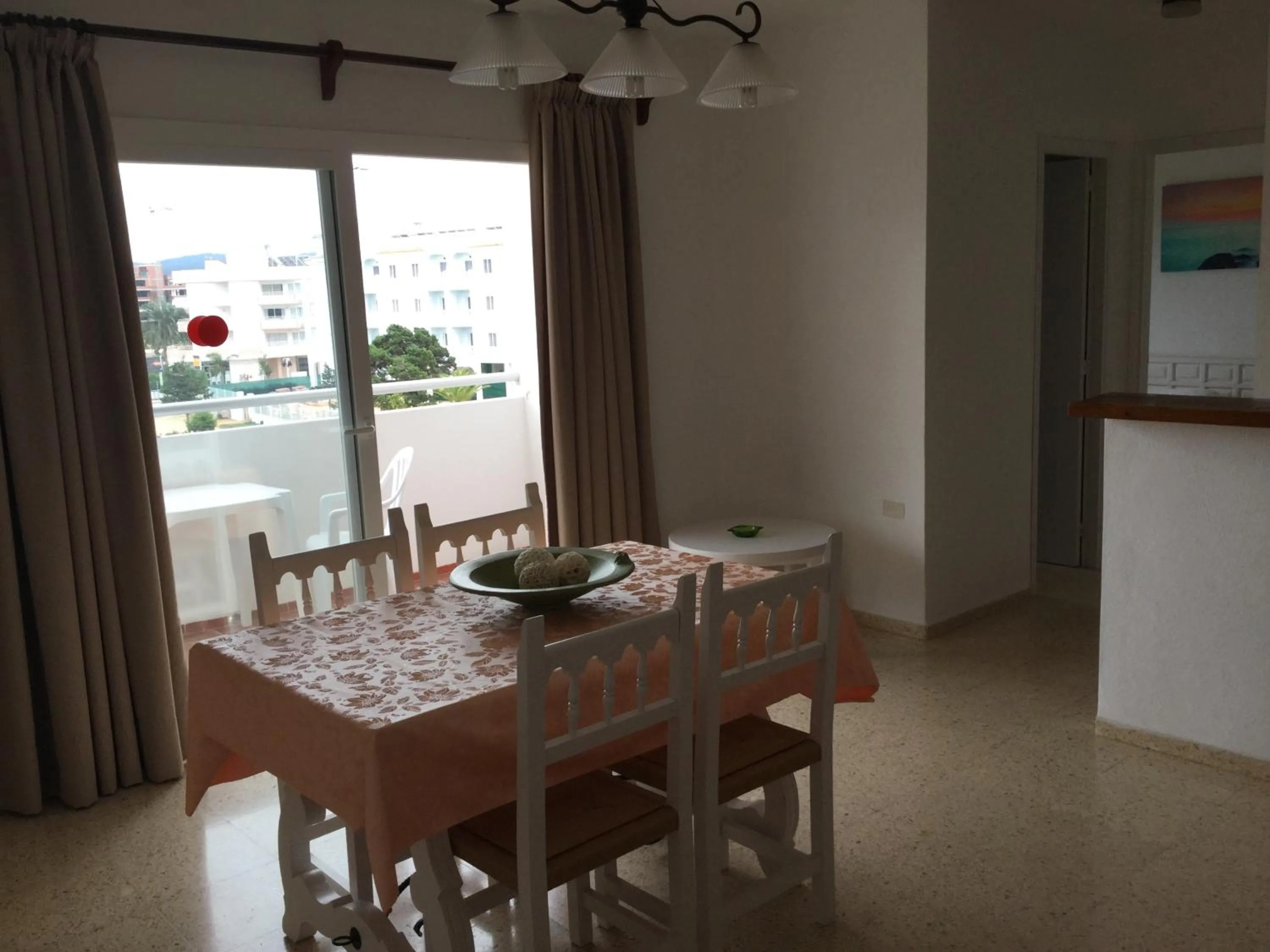 Day in Apartamentos Alba