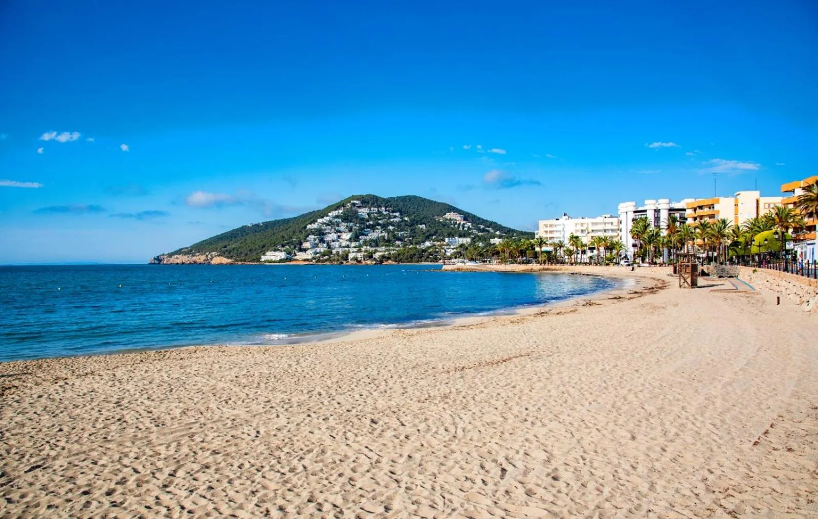 Hostal y Apartamentos Santa Eulalia