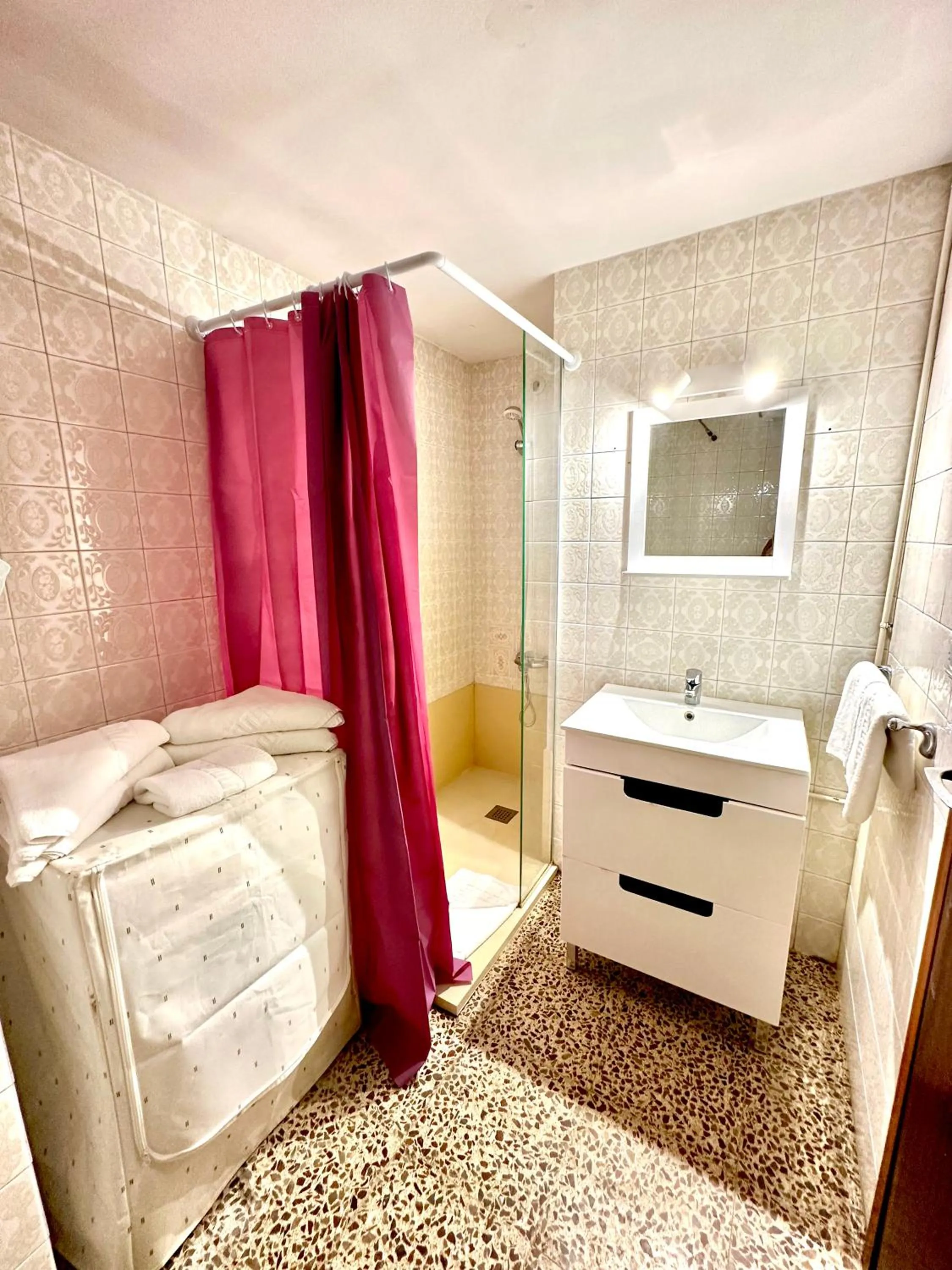 Bed in Hostal y Apartamentos Santa Eulalia