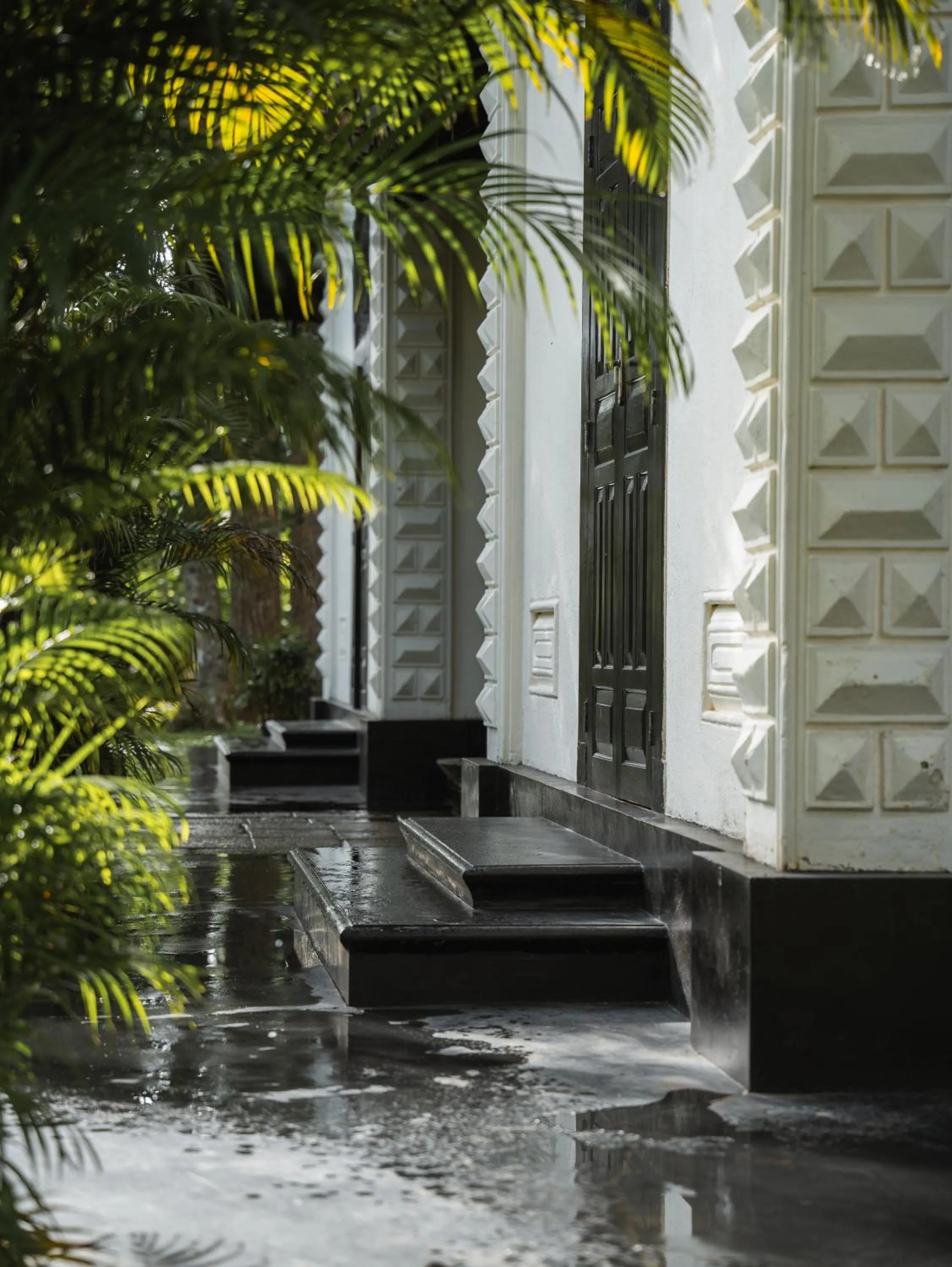 Patio in Galle Henna Estate