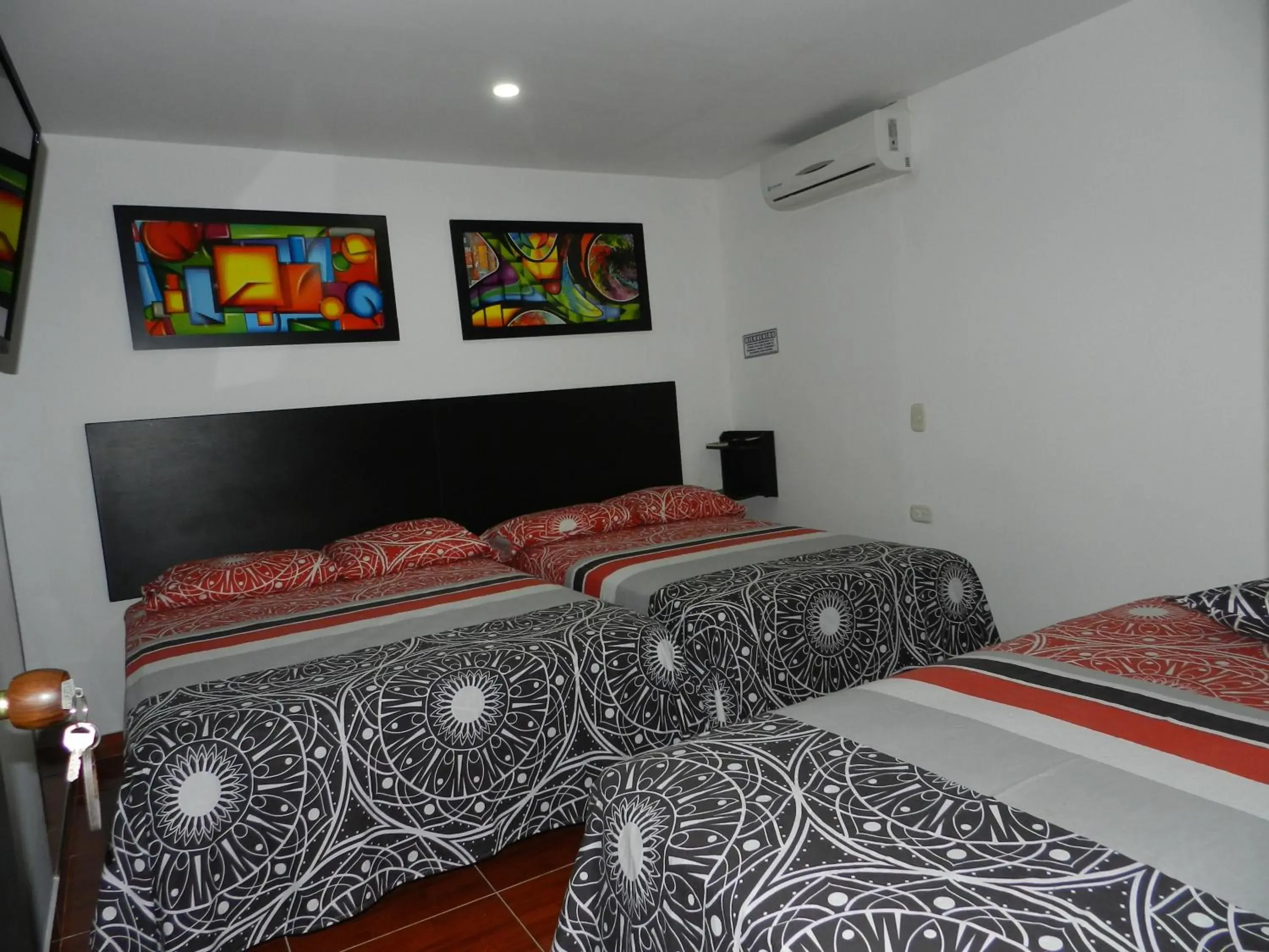 Triple Room with Air Conditioning in Hotel Sucre Del Bosque Triple Room with Air Conditioning in Hotel Sucre Del Bosque
