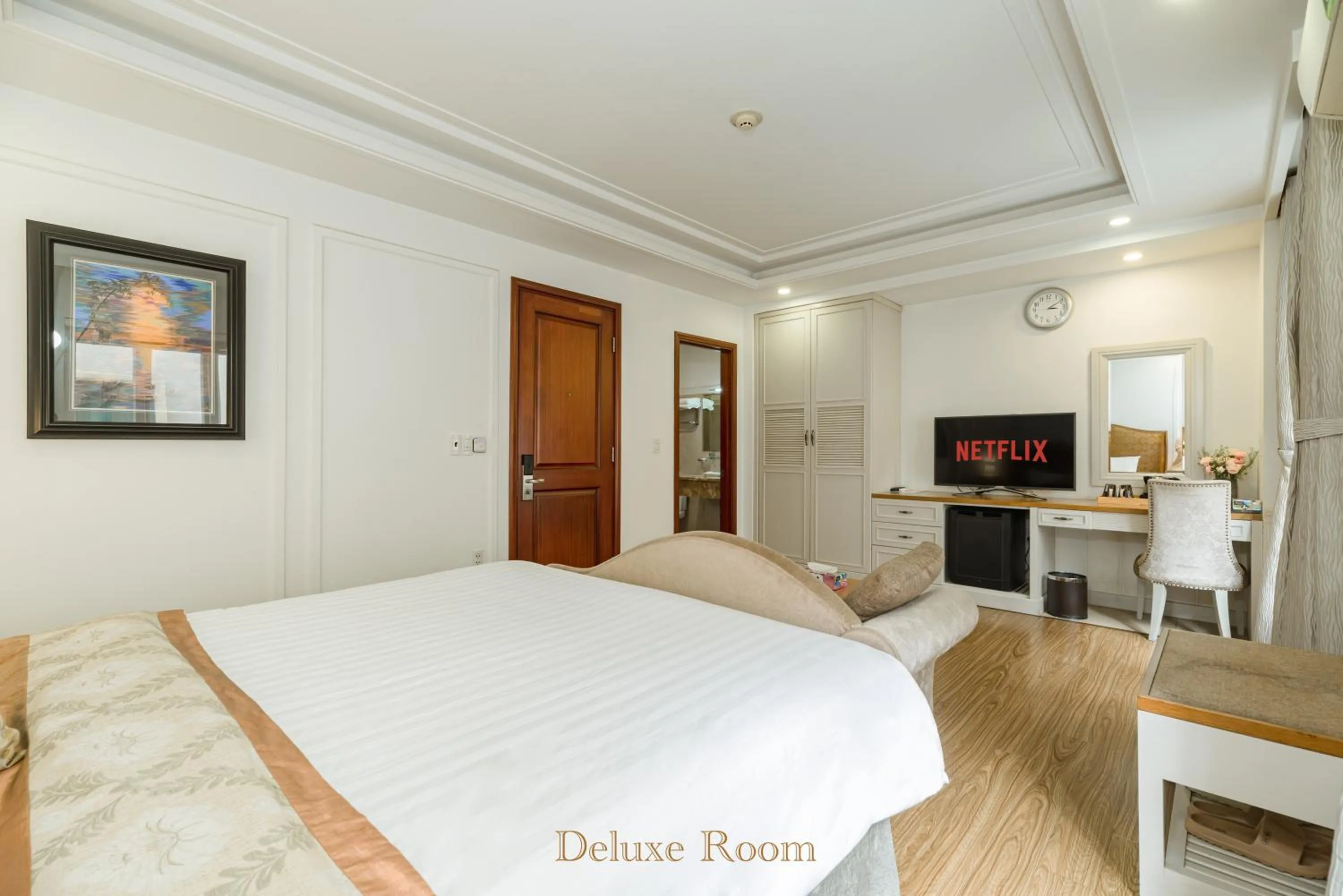 TV and multimedia, Bed in Bali Hotel