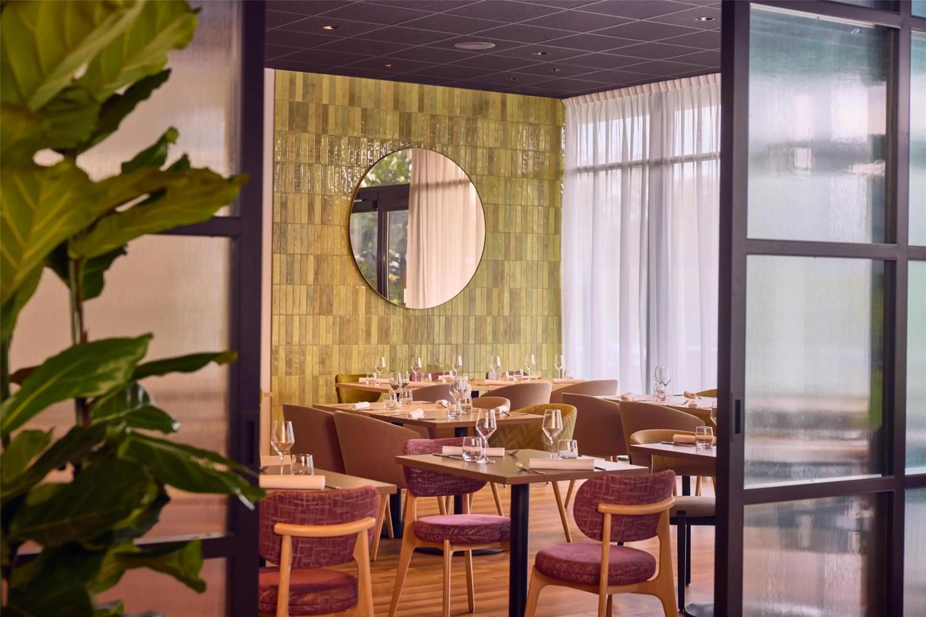 Restaurant/places to eat in Hilton Garden Inn Leiden