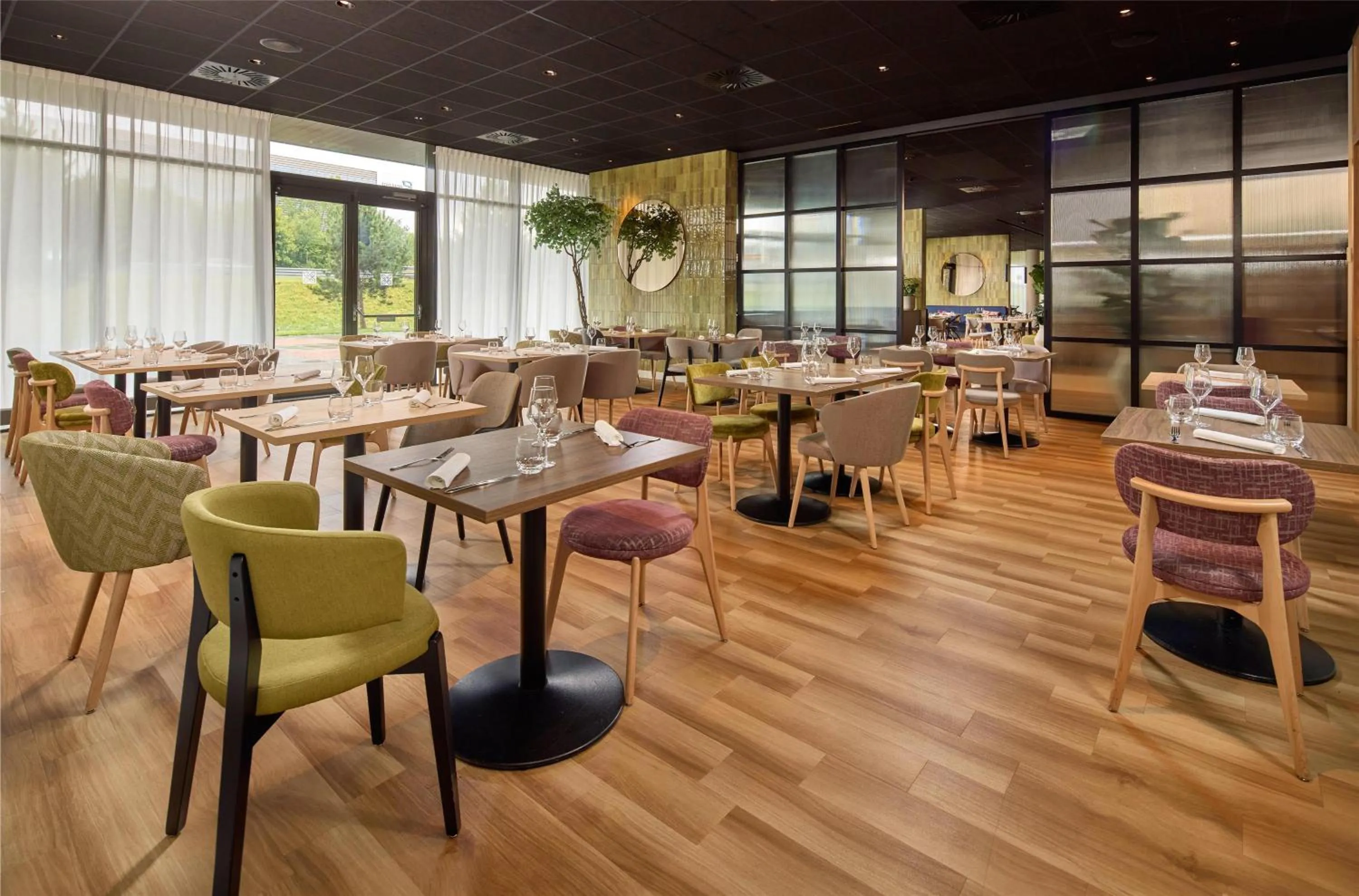 Restaurant/places to eat in Hilton Garden Inn Leiden