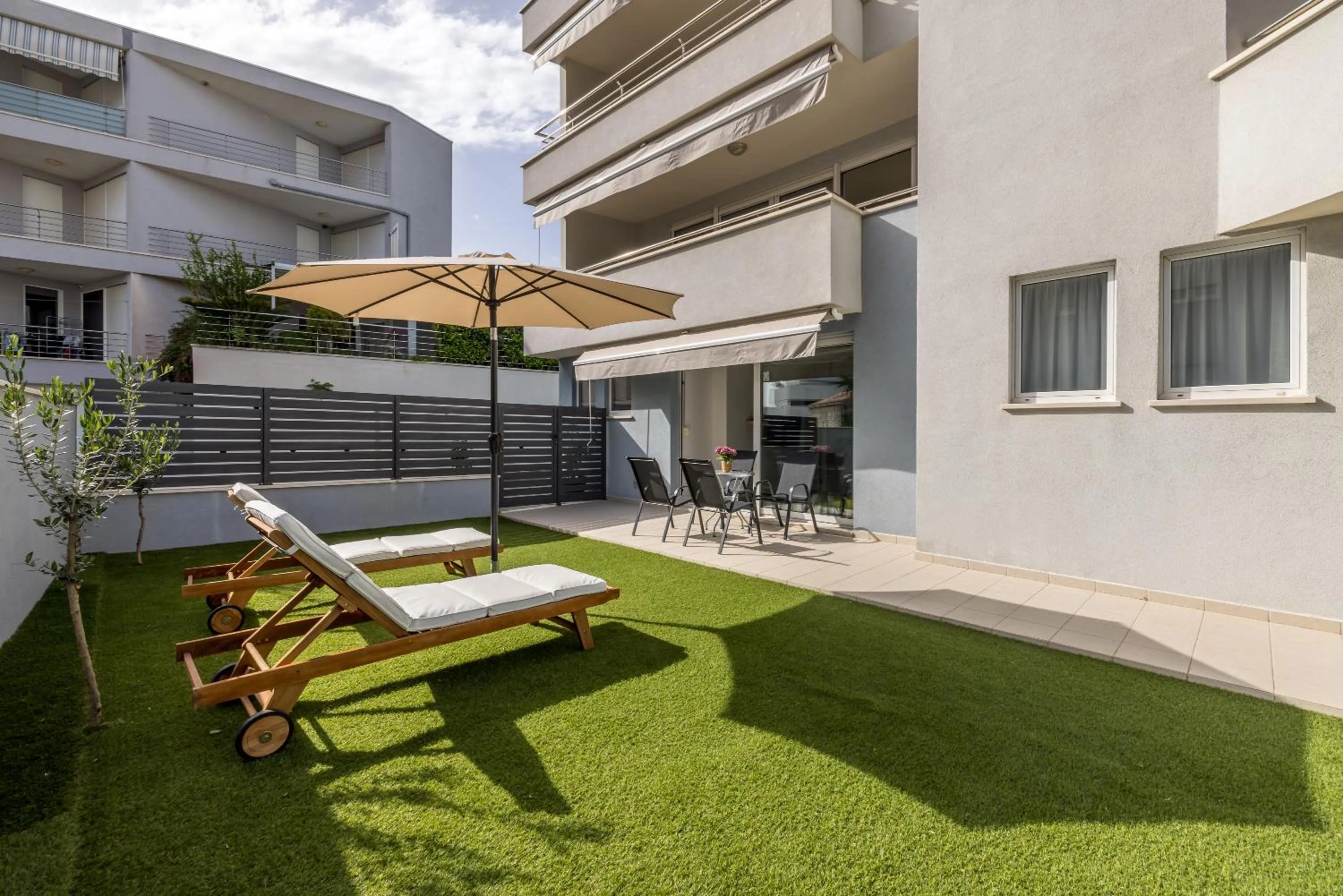 Garden in Adriatic Queen Rooms & Apartments