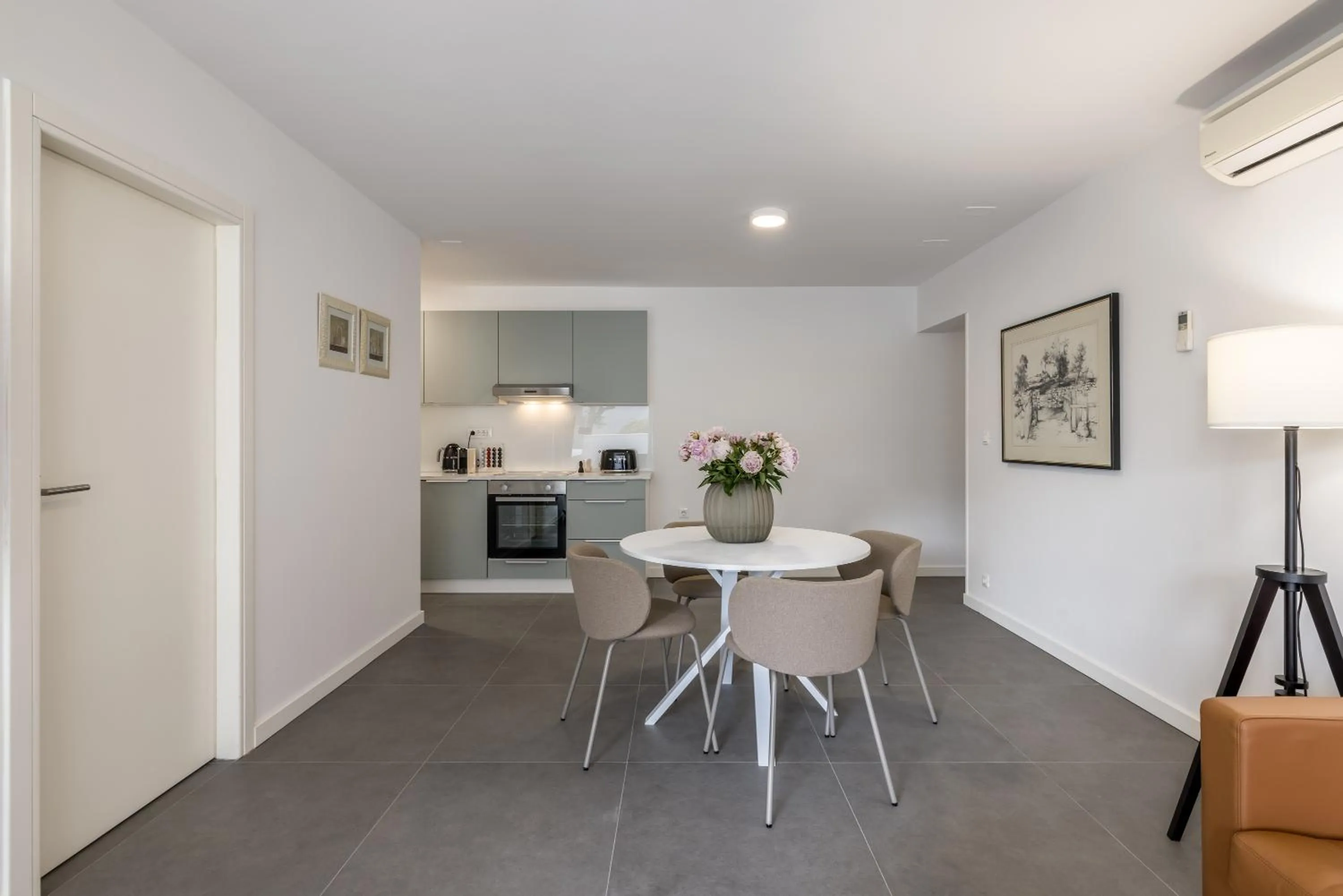 Dining area in Adriatic Queen Rooms & Apartments