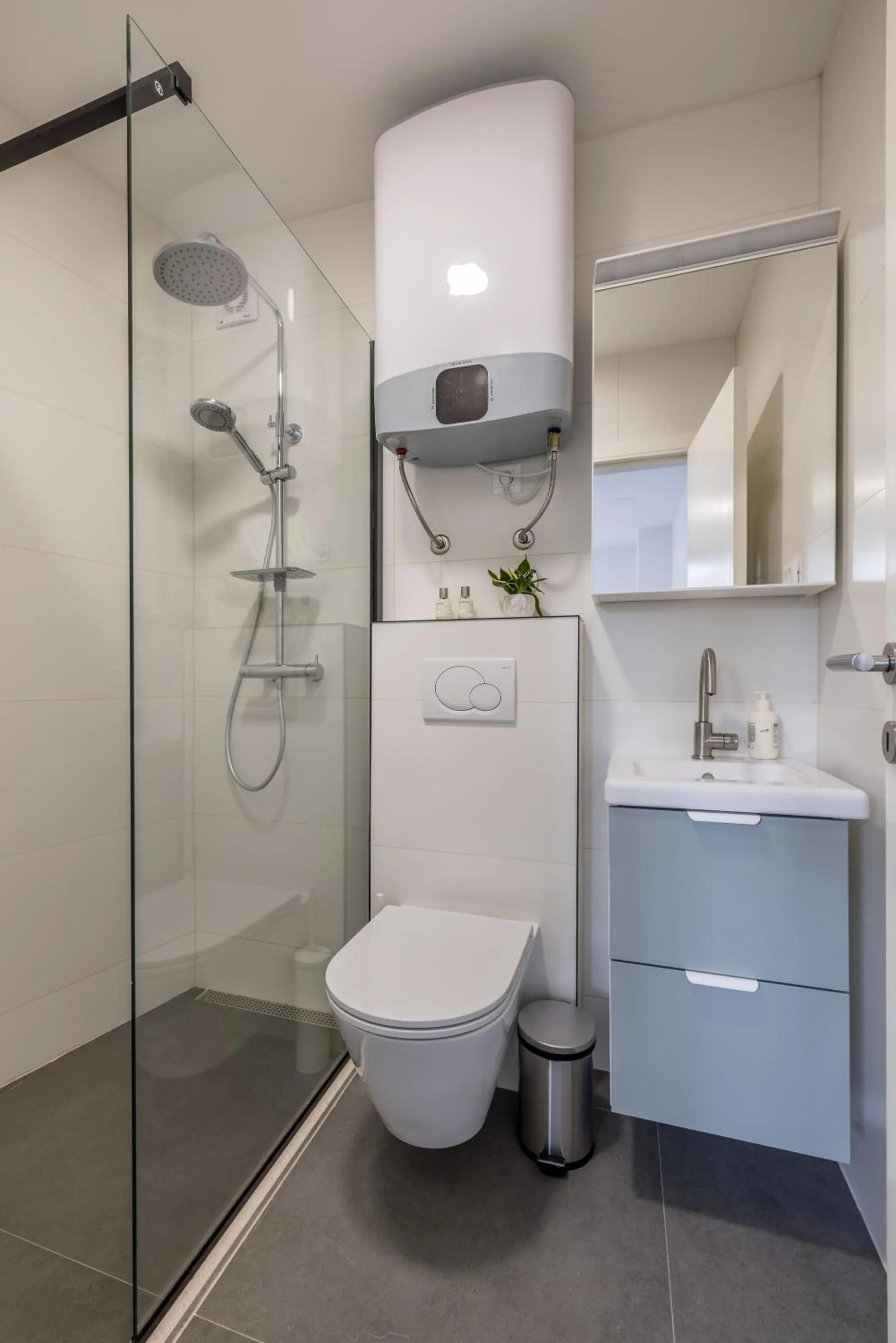 Bathroom in Adriatic Queen Rooms & Apartments