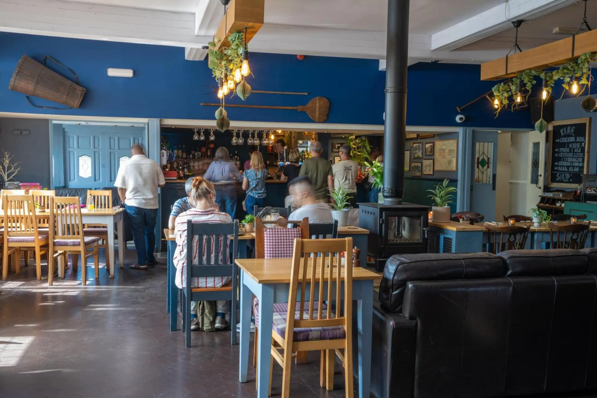 Dining area in Millstone Country Inn