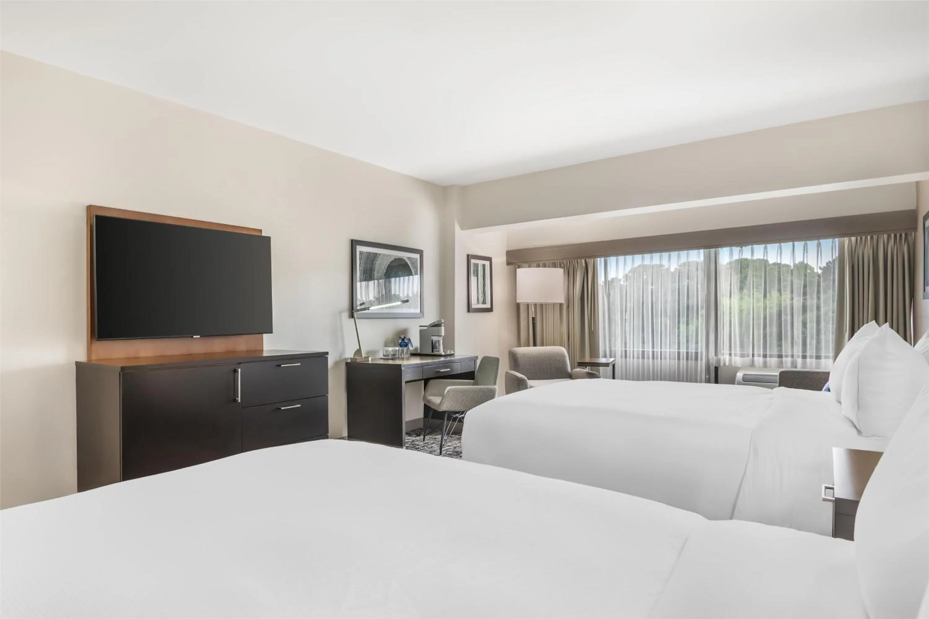 Bed in Doubletree by Hilton Hotel Williamsburg