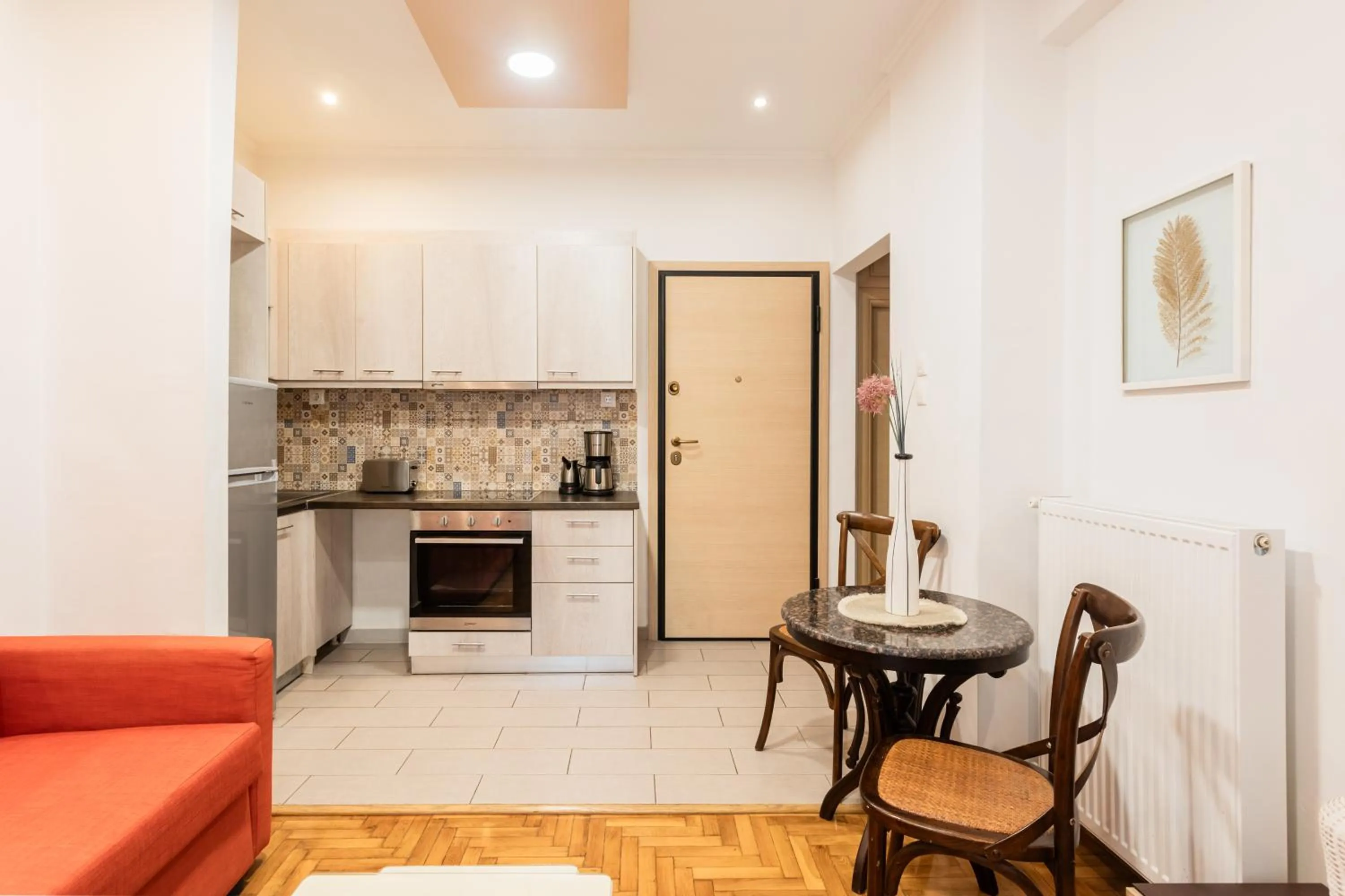 Kitchen or kitchenette in Nicholas Point Apartments and Rooms