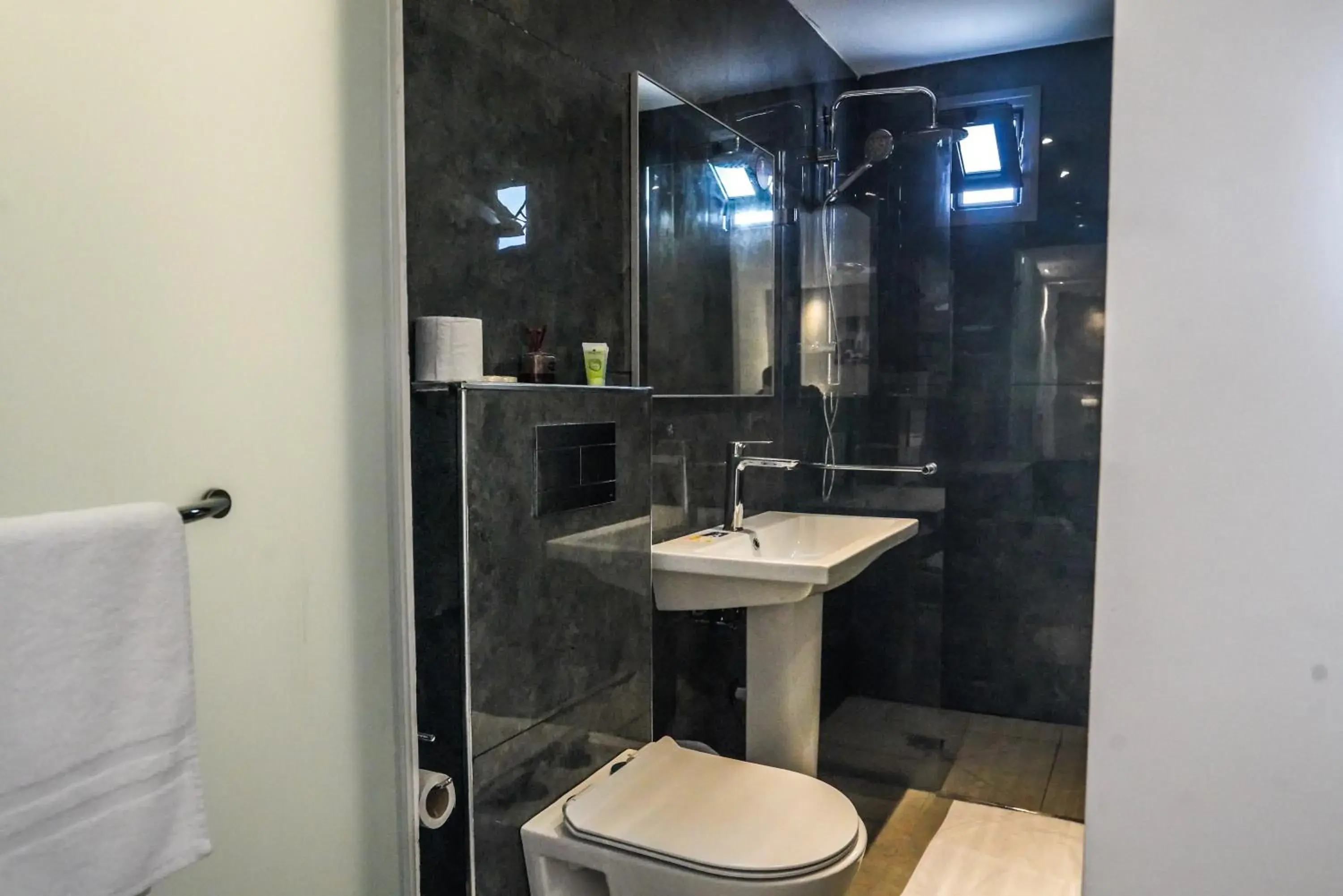 Double Room in Lago Suites Hotel Double Room in Lago Suites Hotel