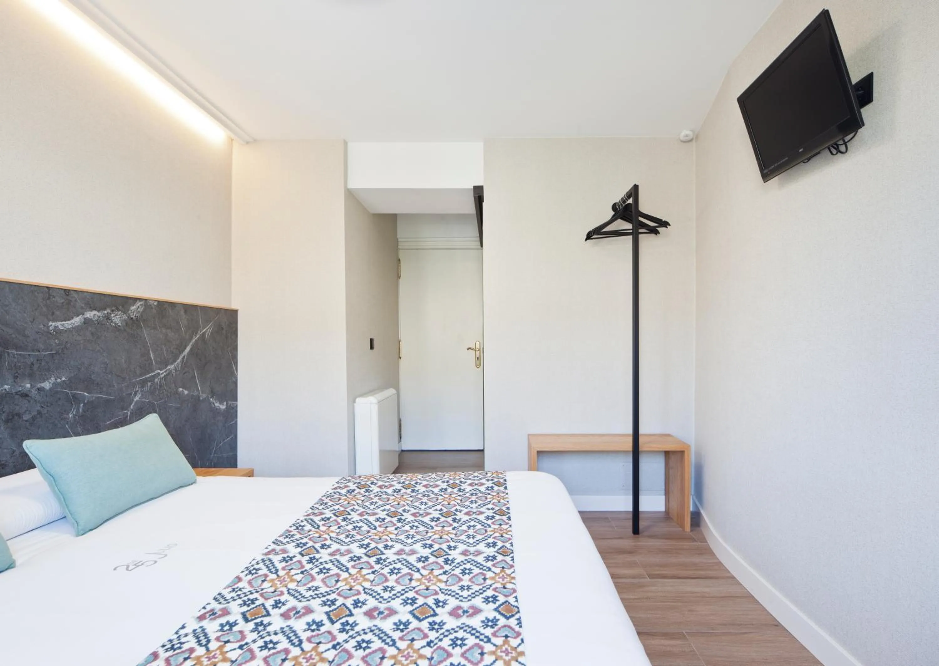 Bed in PR 25 de Julio