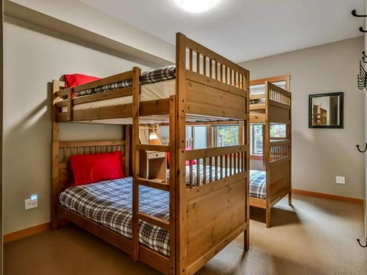 bunk bed, Bed in Suites with Pool & Hot tubs managed by Little Sister Getaways