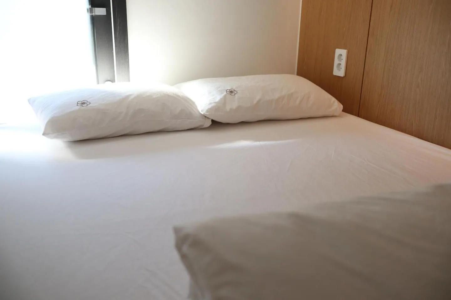 Bed in Hotel Kyungsung