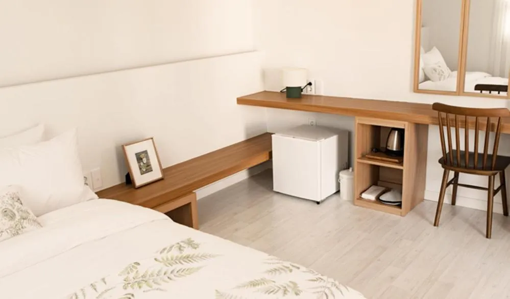 Bedroom, Bed in Hotel Kyungsung