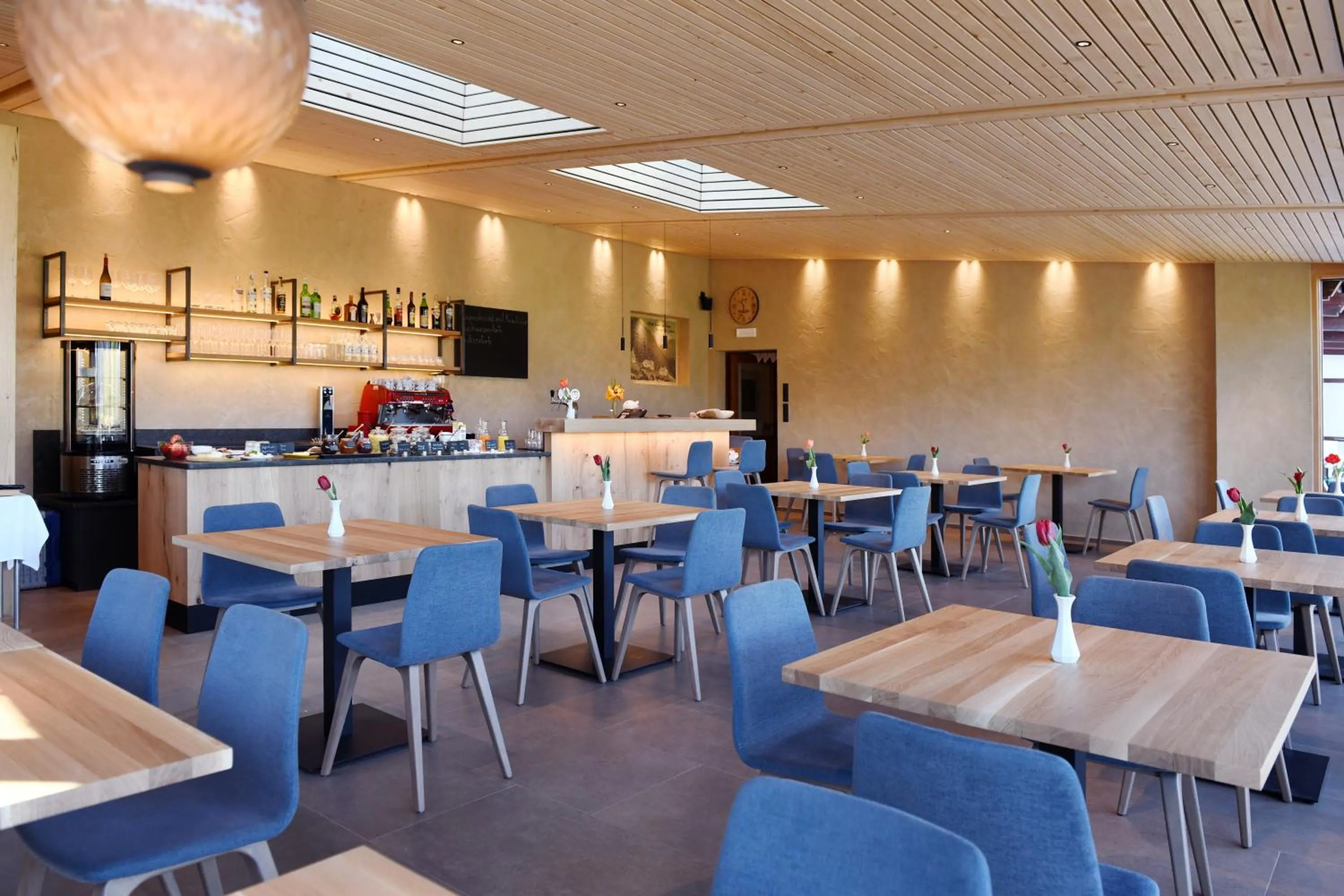 Restaurant/places to eat in Bad St Isidor