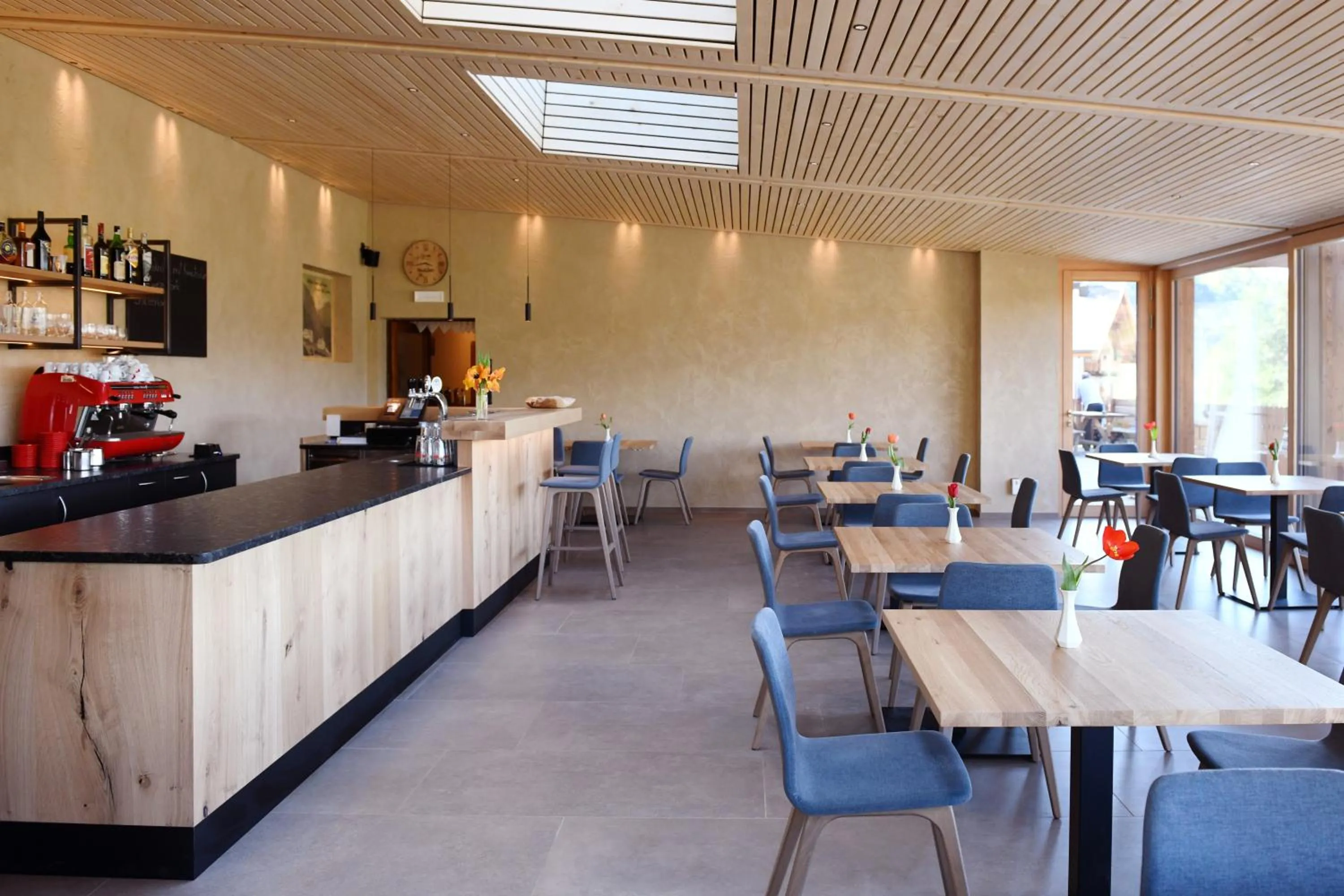 Restaurant/places to eat in Bad St Isidor