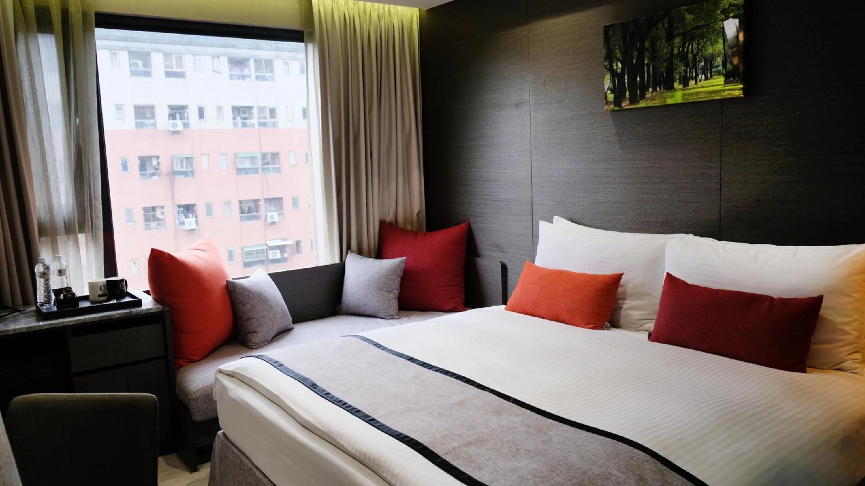 Bed in GOGO Hotel 逢甲館