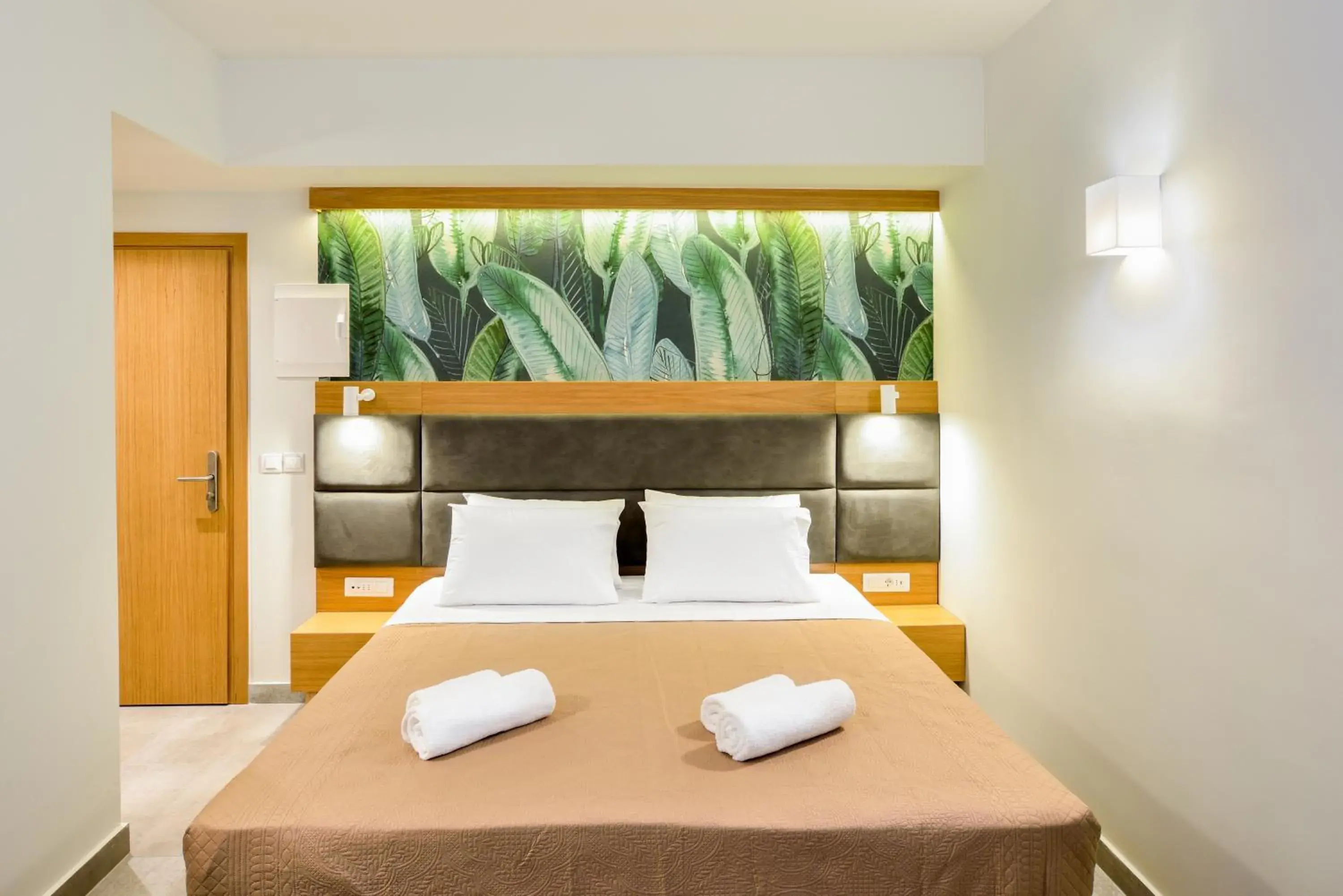 Photo of the whole room, Bed in Elia Kalamaki Hotel Photo of the whole room, Bed in Elia Kalamaki Hotel