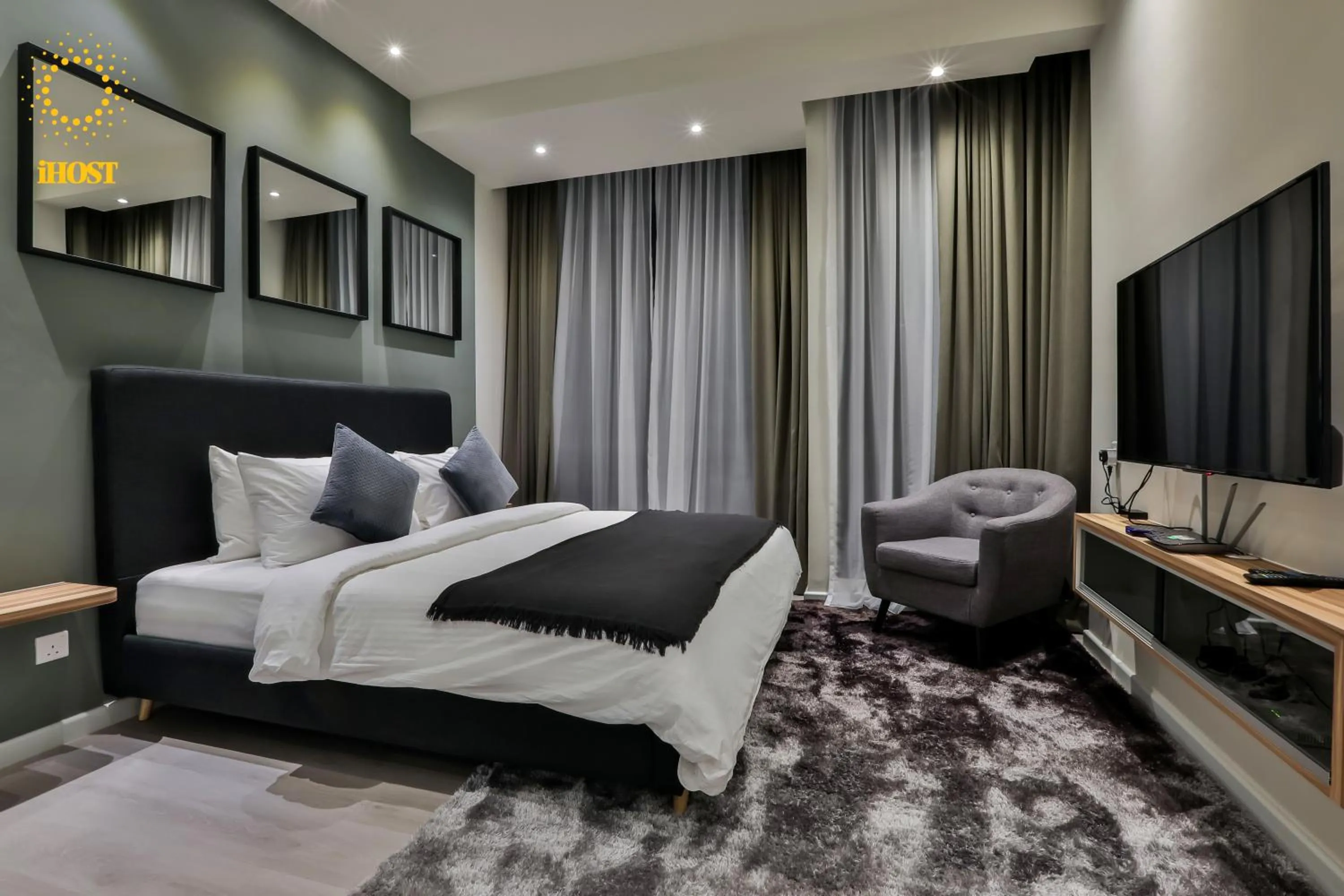 Bed in Expressionz 48th floor Sky Pool