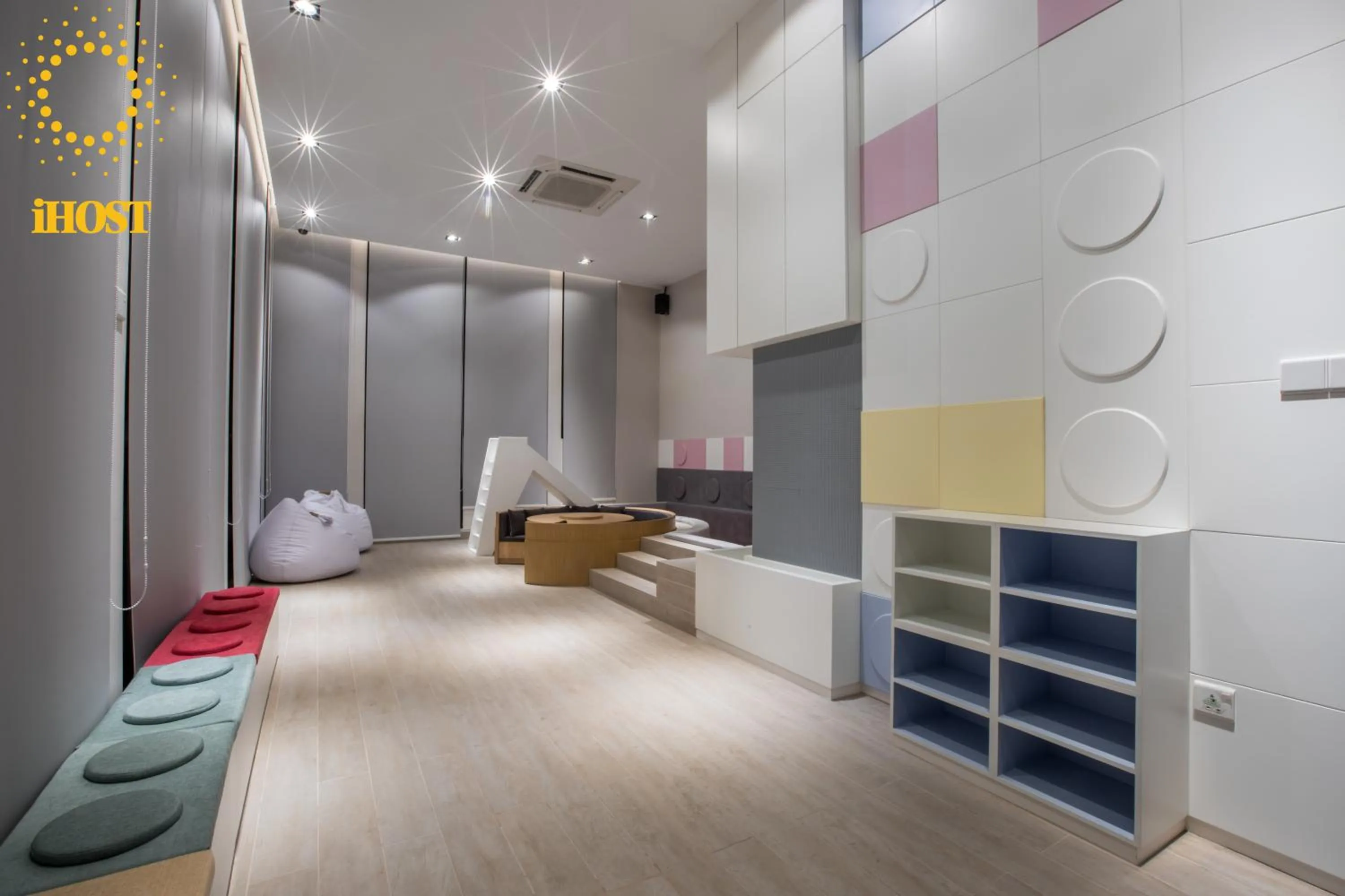 Kids's club in Expressionz 48th floor Sky Pool