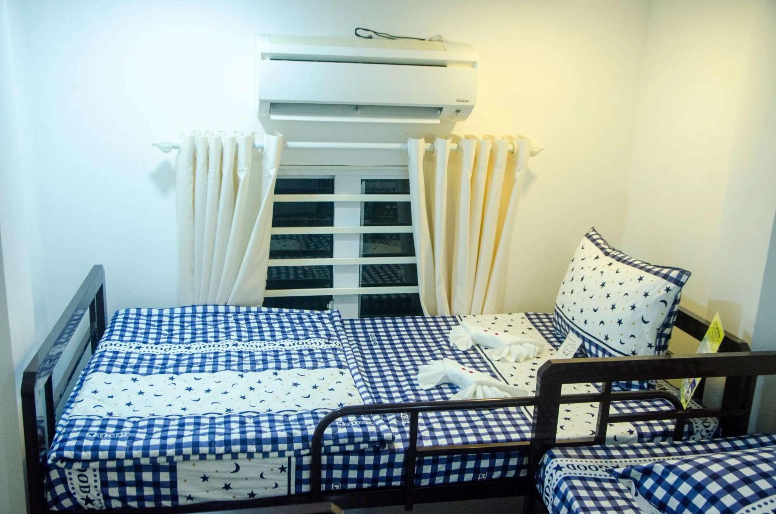 Bed in H Best Hostel Cafe SaiGon