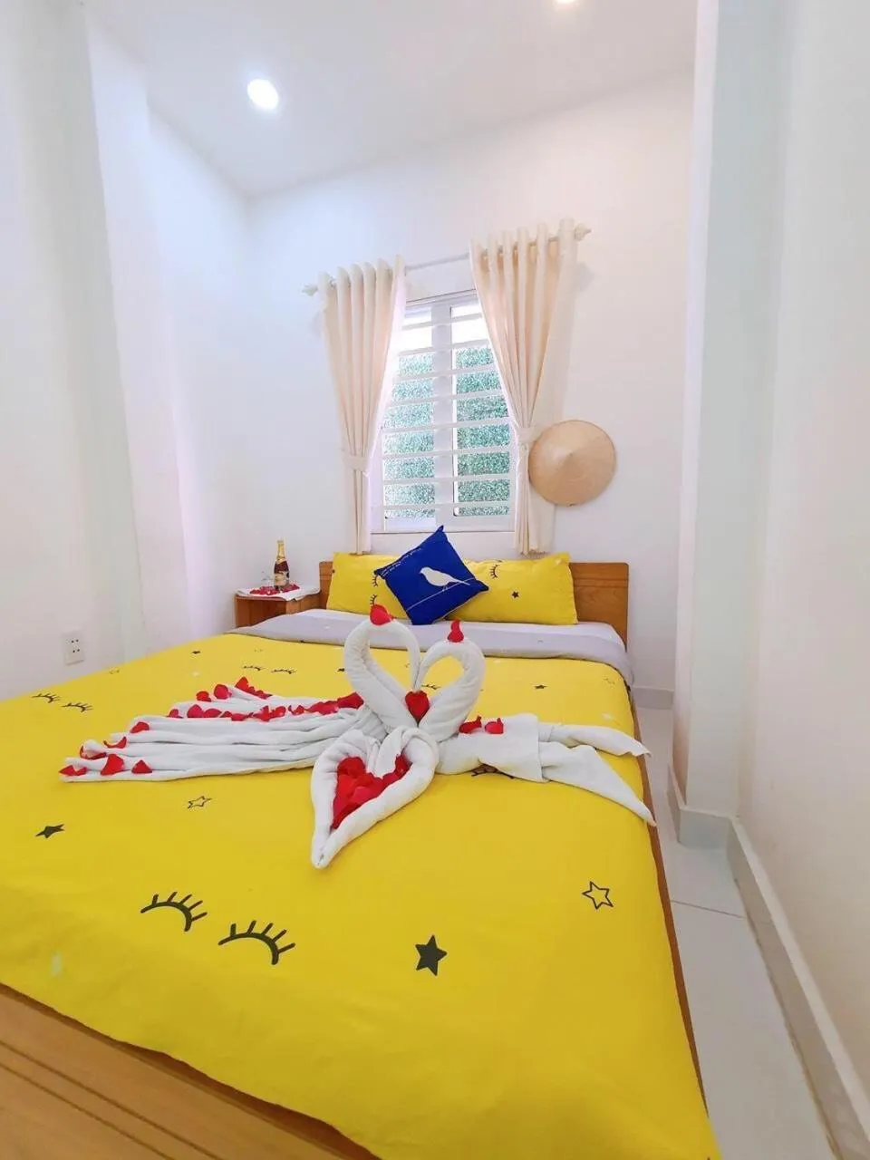 Bed in H Best Hostel Cafe SaiGon