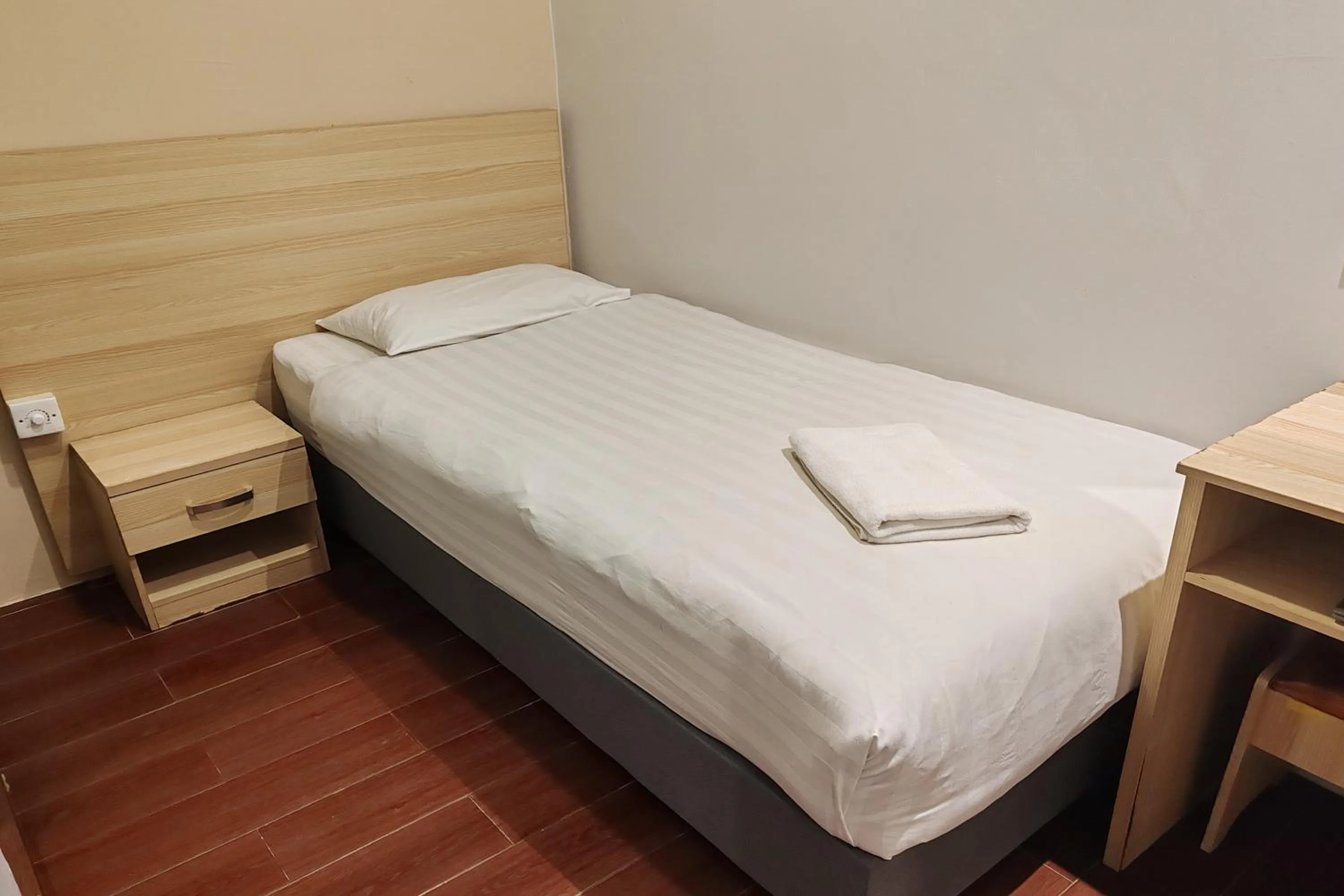 Bedroom, Bed in Hotel 18 Ipoh Aeon Mall