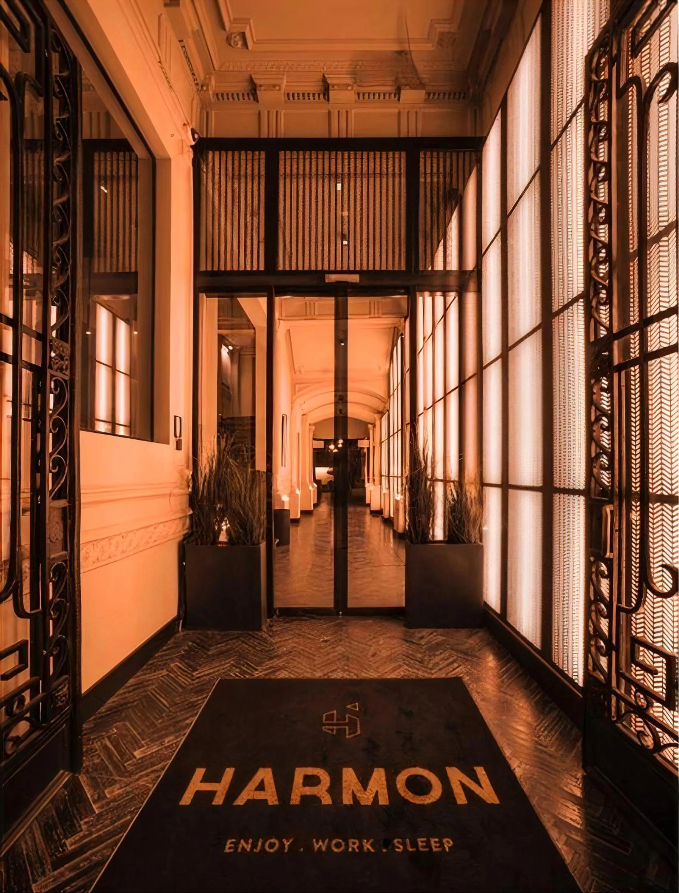 Facade/entrance in Harmon House - Hotel & Spa