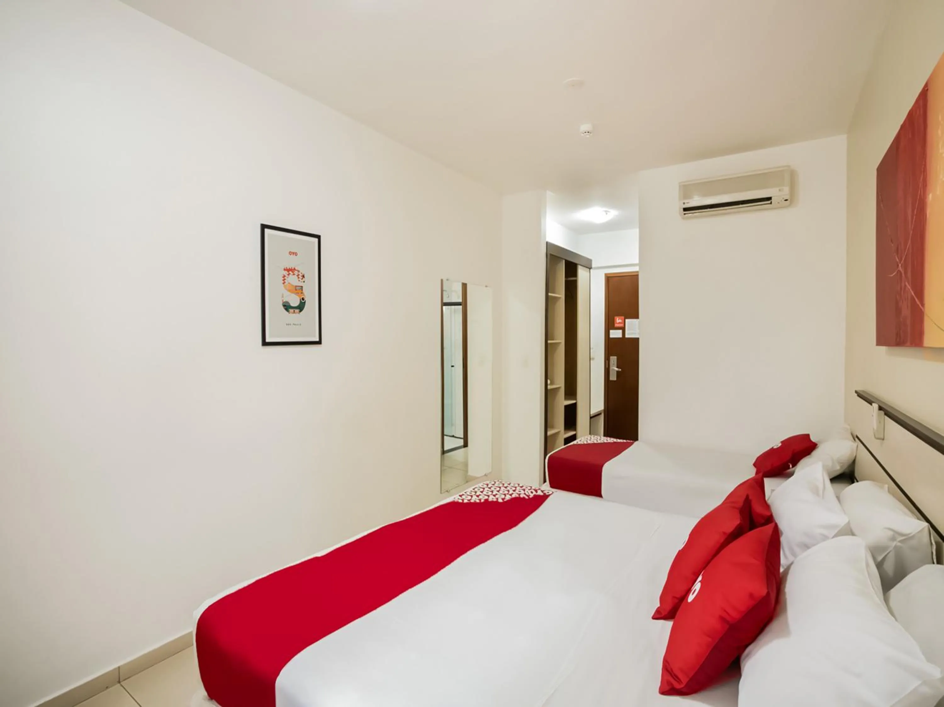 Bedroom, Bed in Polo Hotel