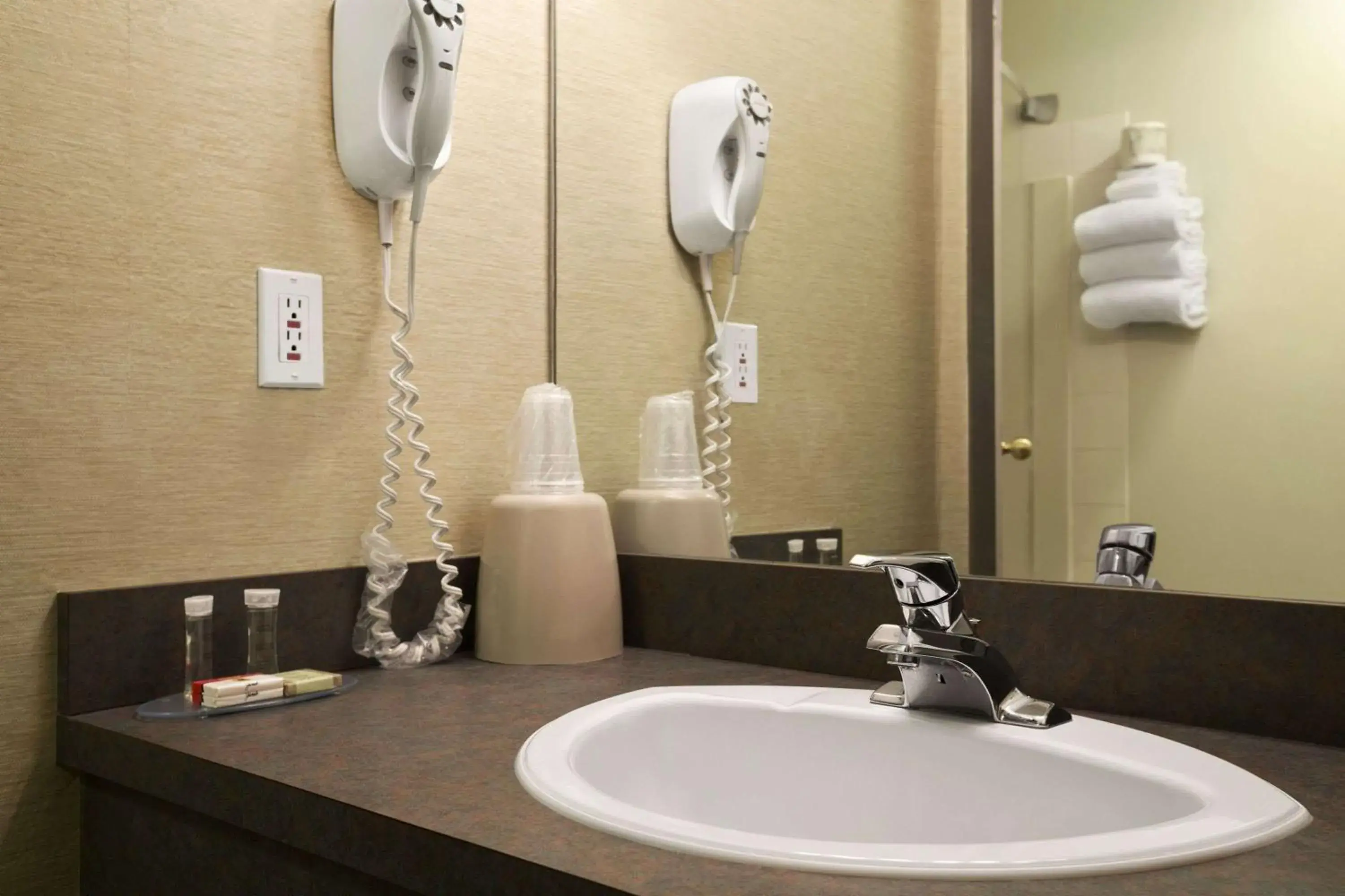 Super 8 by Wyndham Revelstoke BC Super 8 by Wyndham Revelstoke BC