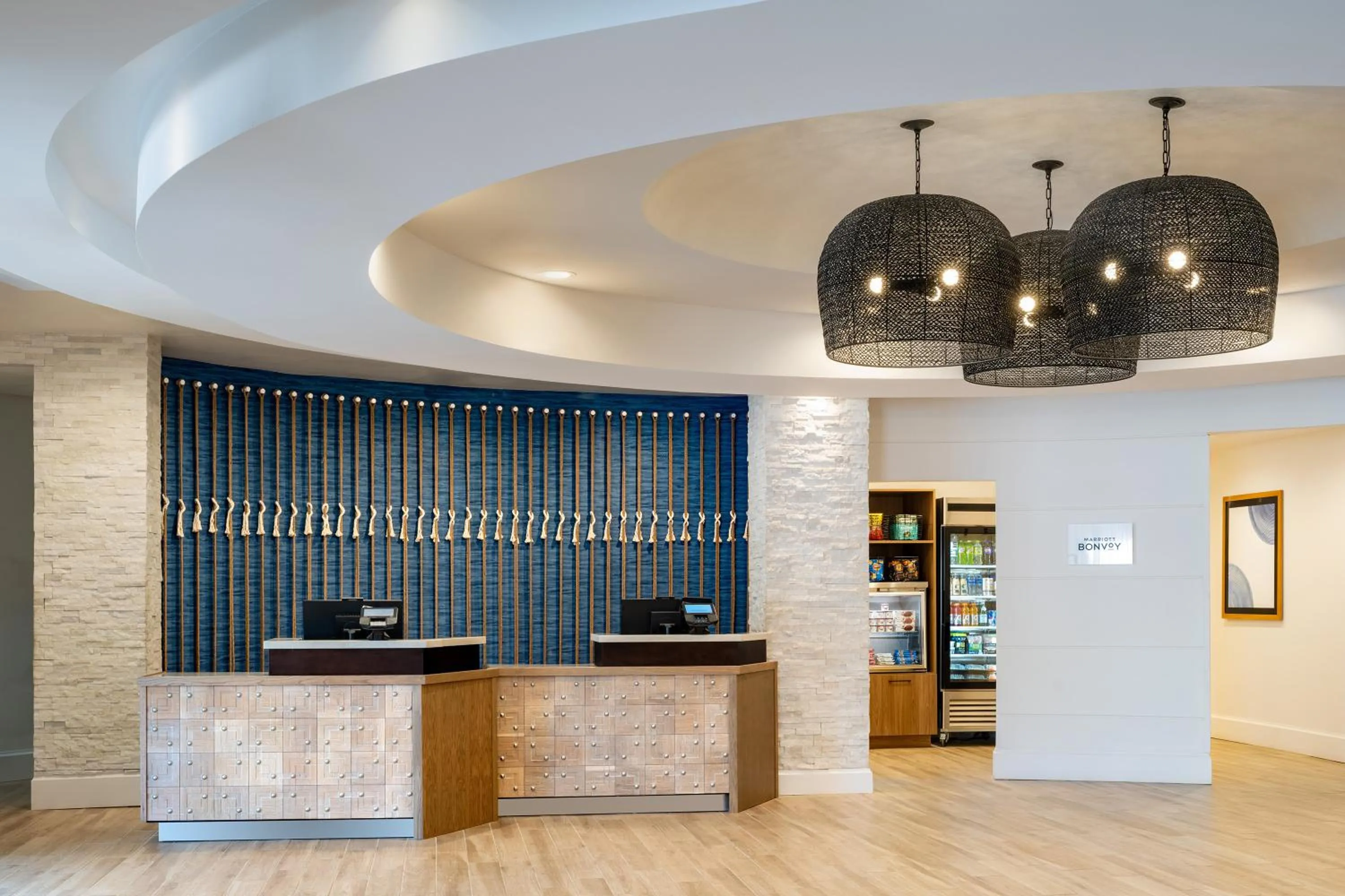 Lobby or reception in Delta Hotels by Marriott Jacksonville Deerwood