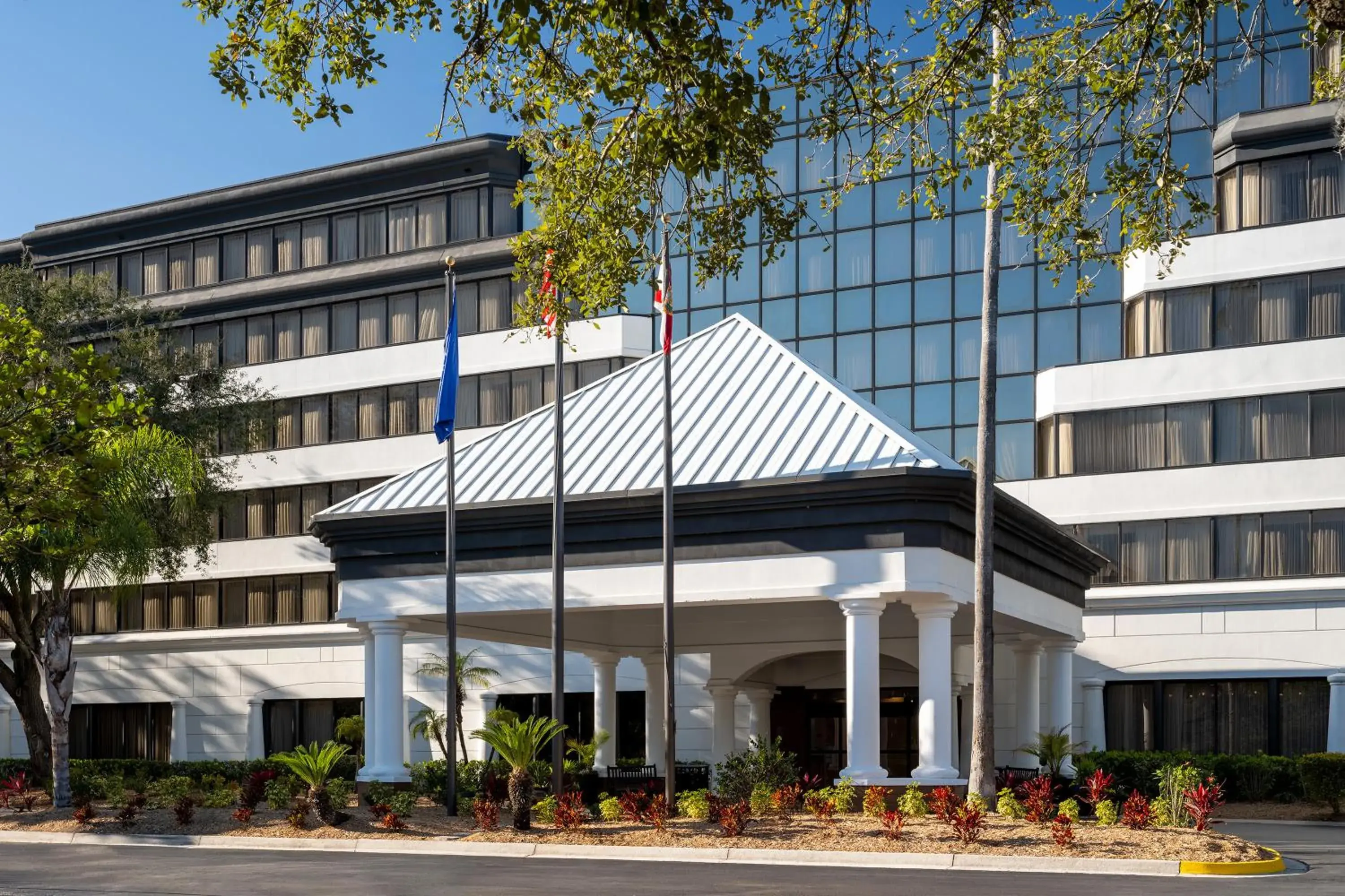 Property building in Delta Hotels by Marriott Jacksonville Deerwood Property building in Delta Hotels by Marriott Jacksonville Deerwood