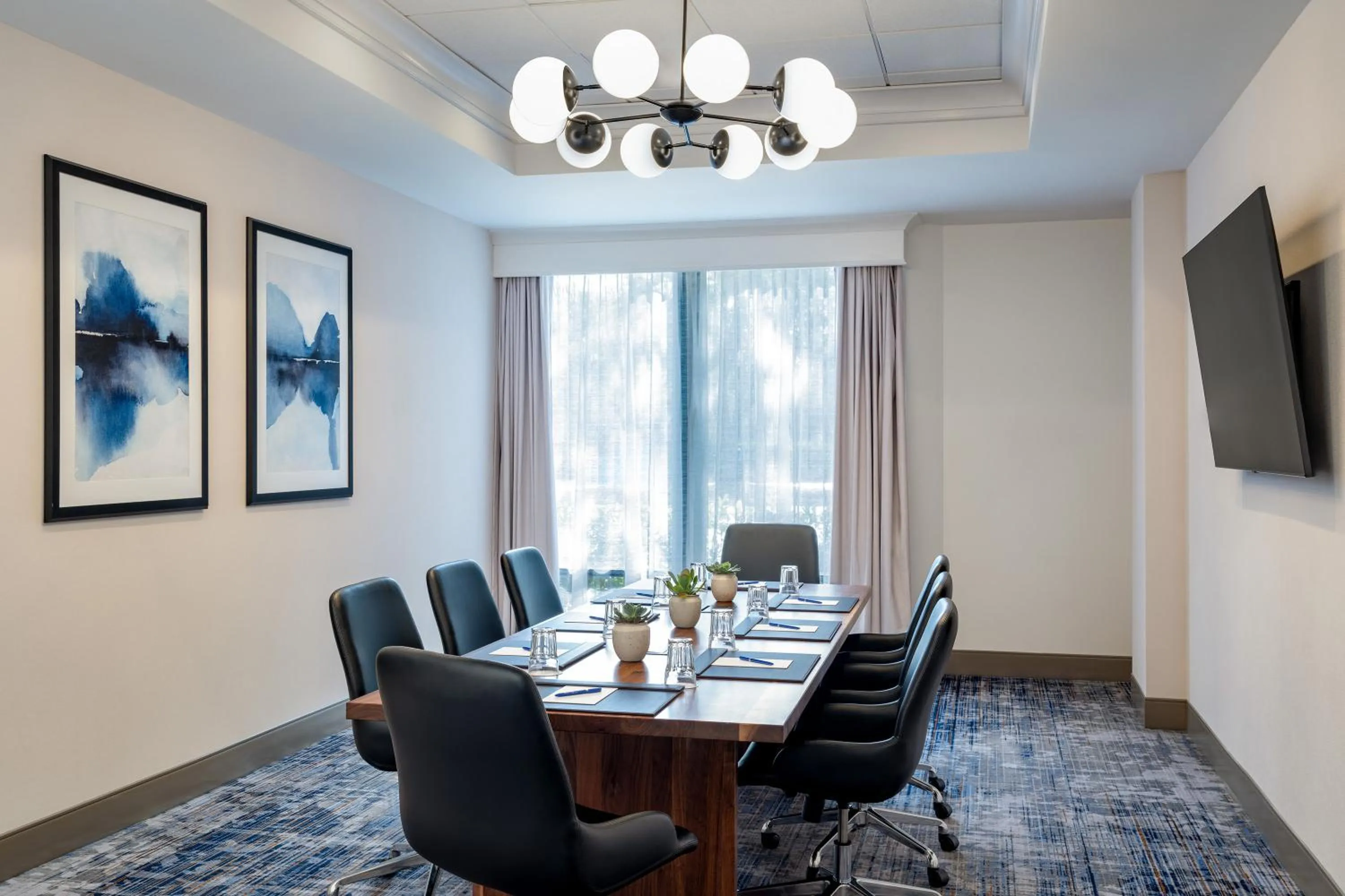 Meeting/conference room in Delta Hotels by Marriott Jacksonville Deerwood
