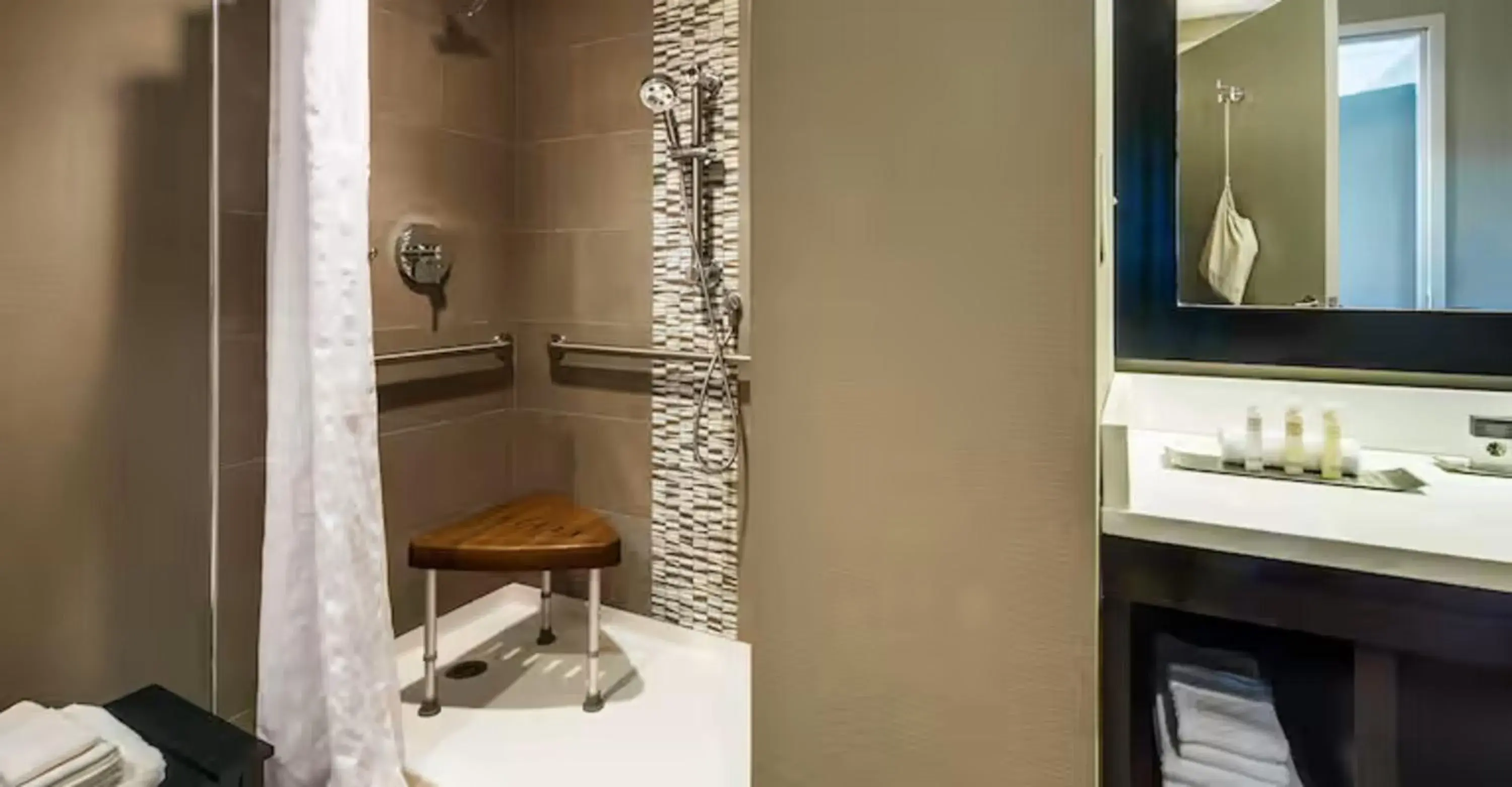 Bathroom in DoubleTree by Hilton Hotel Largo Washington DC Bathroom in DoubleTree by Hilton Hotel Largo Washington DC